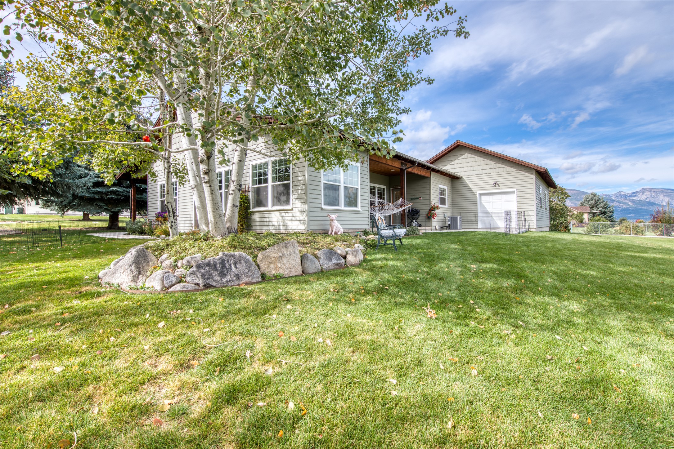 418 Lower Sky Way Property Photo 2