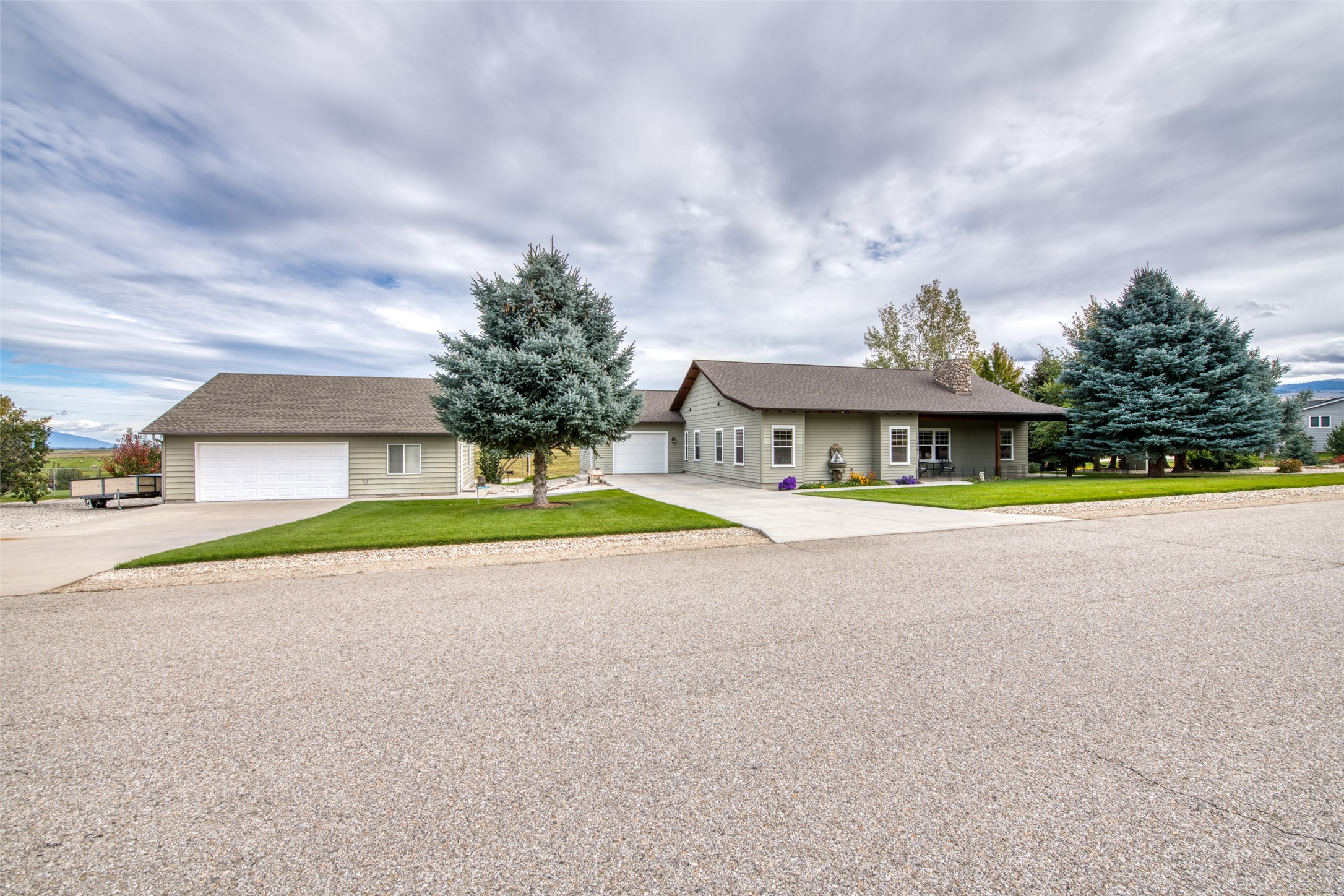 418 Lower Sky Way Property Photo 5