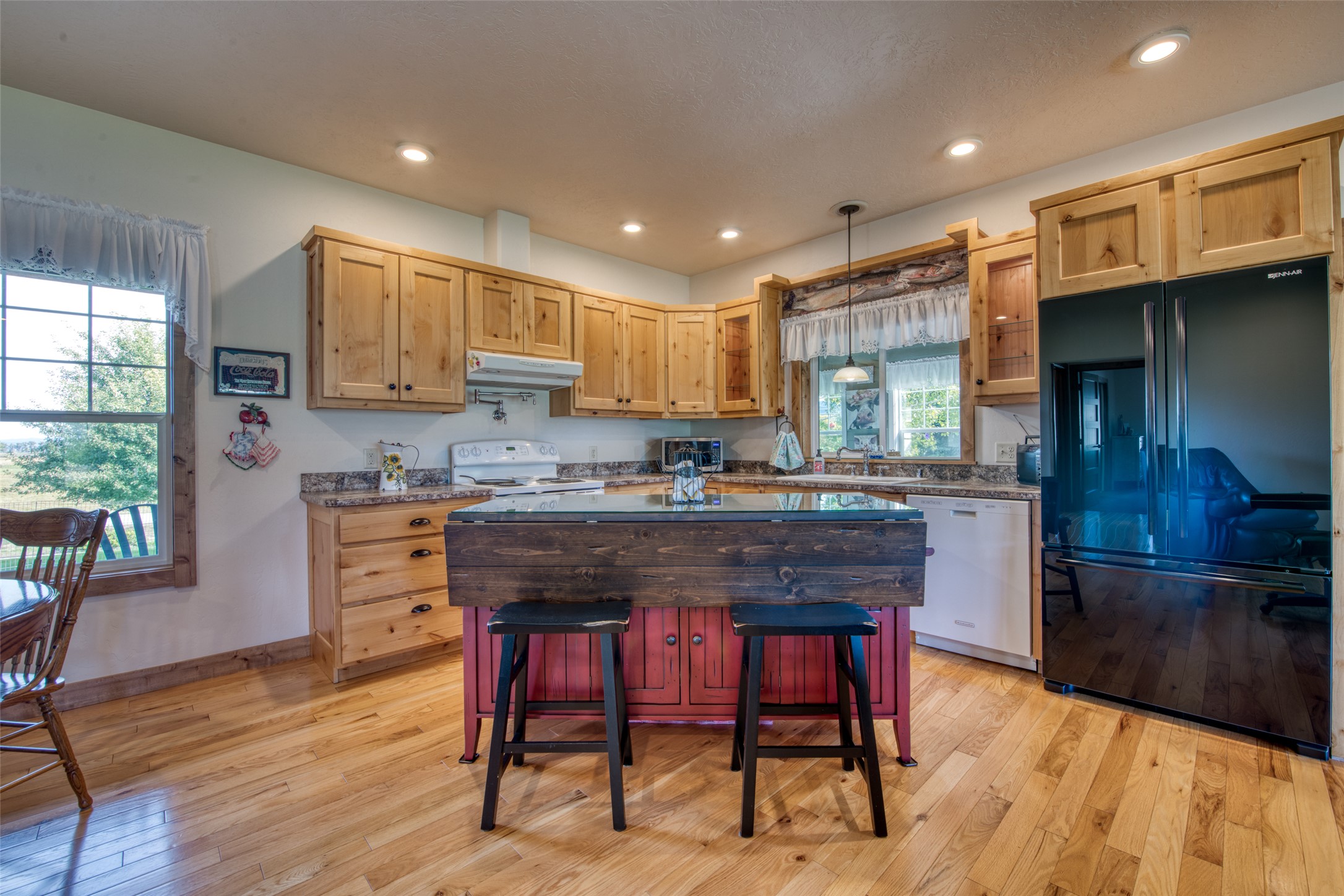 418 Lower Sky Way Property Photo 13