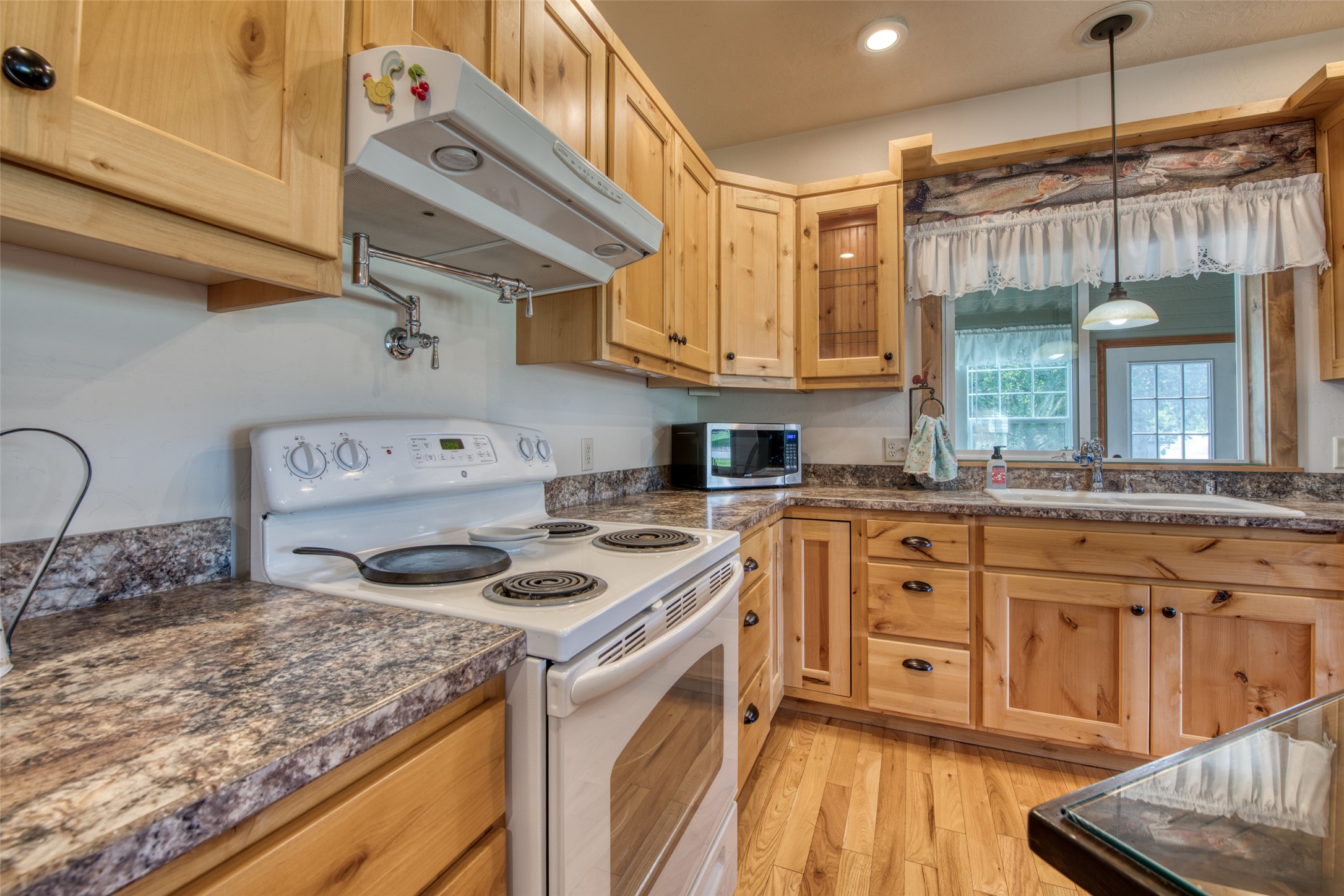 418 Lower Sky Way Property Photo 14