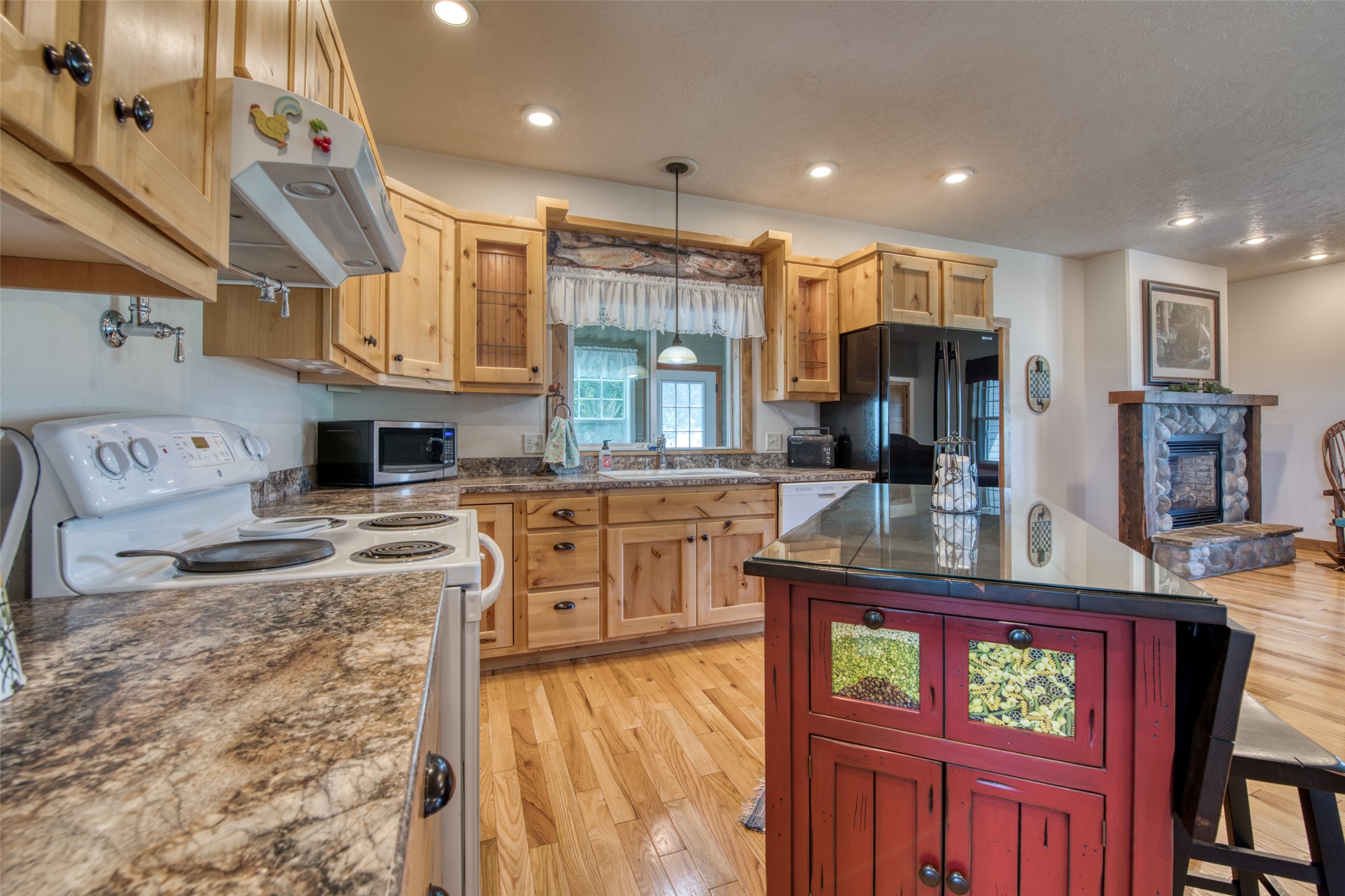 418 Lower Sky Way Property Photo 16