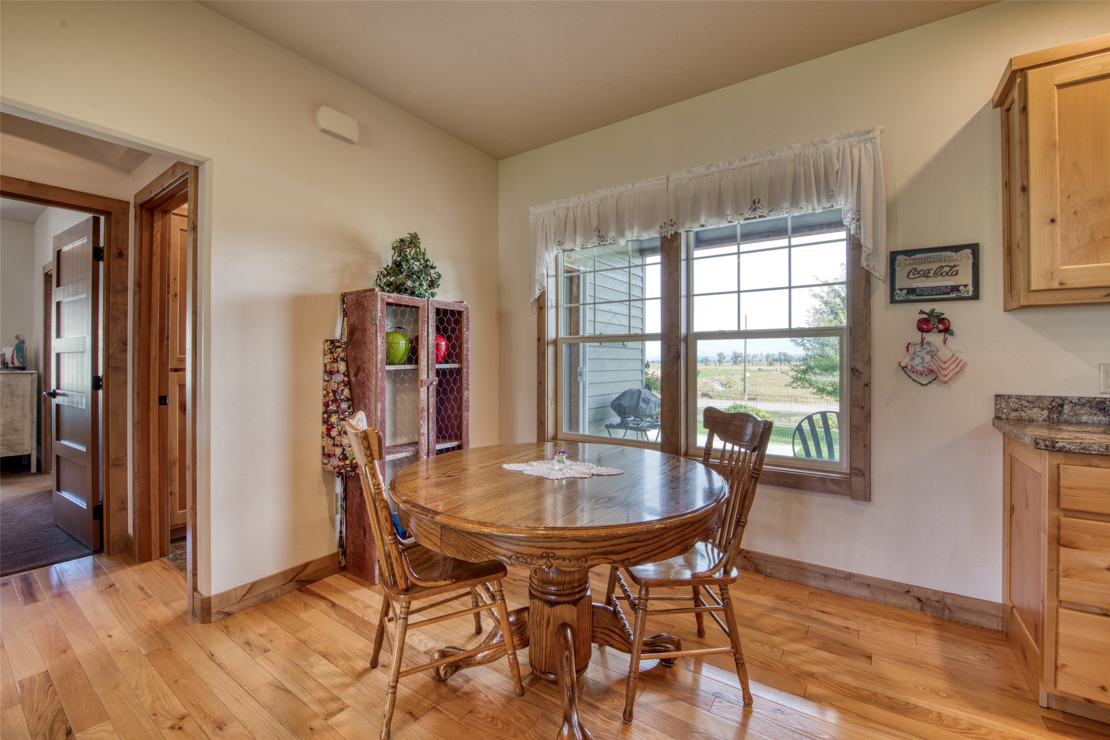418 Lower Sky Way Property Photo 18
