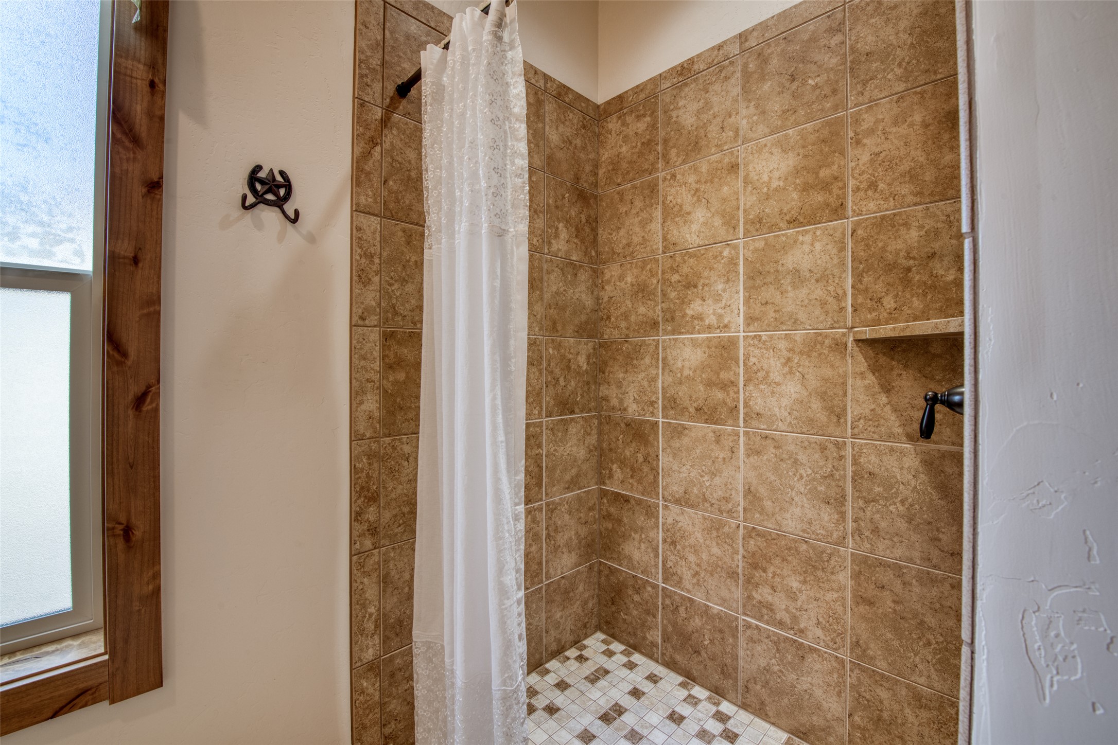 418 Lower Sky Way Property Photo 23