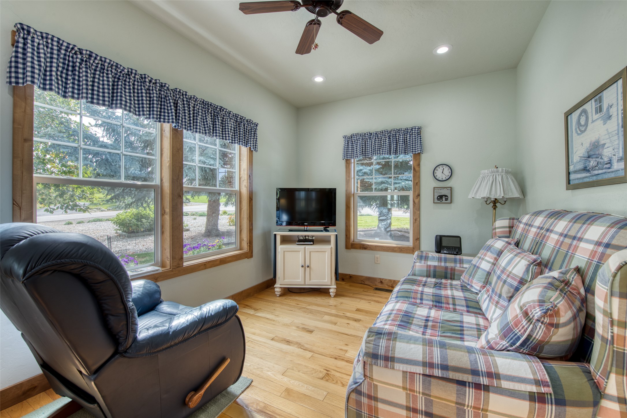 418 Lower Sky Way Property Photo 28