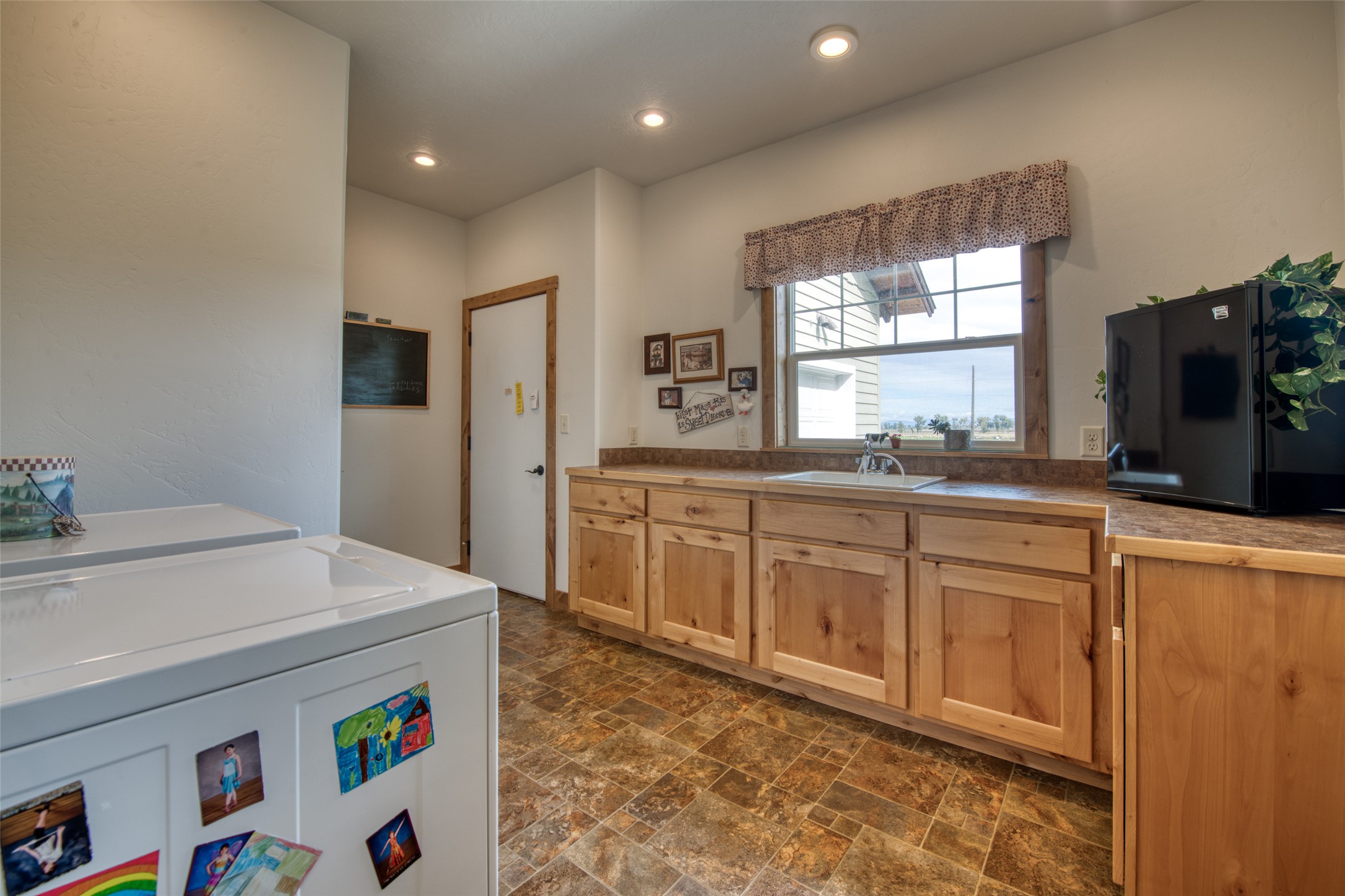 418 Lower Sky Way Property Photo 35