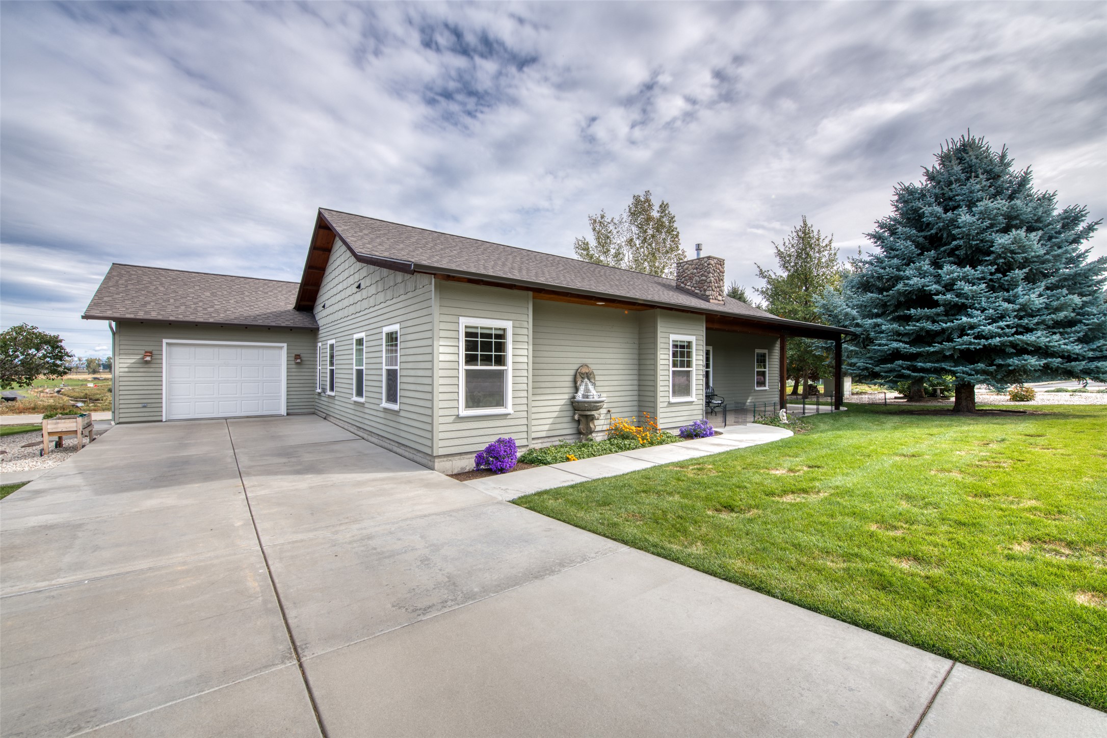 418 Lower Sky Way Property Photo 59