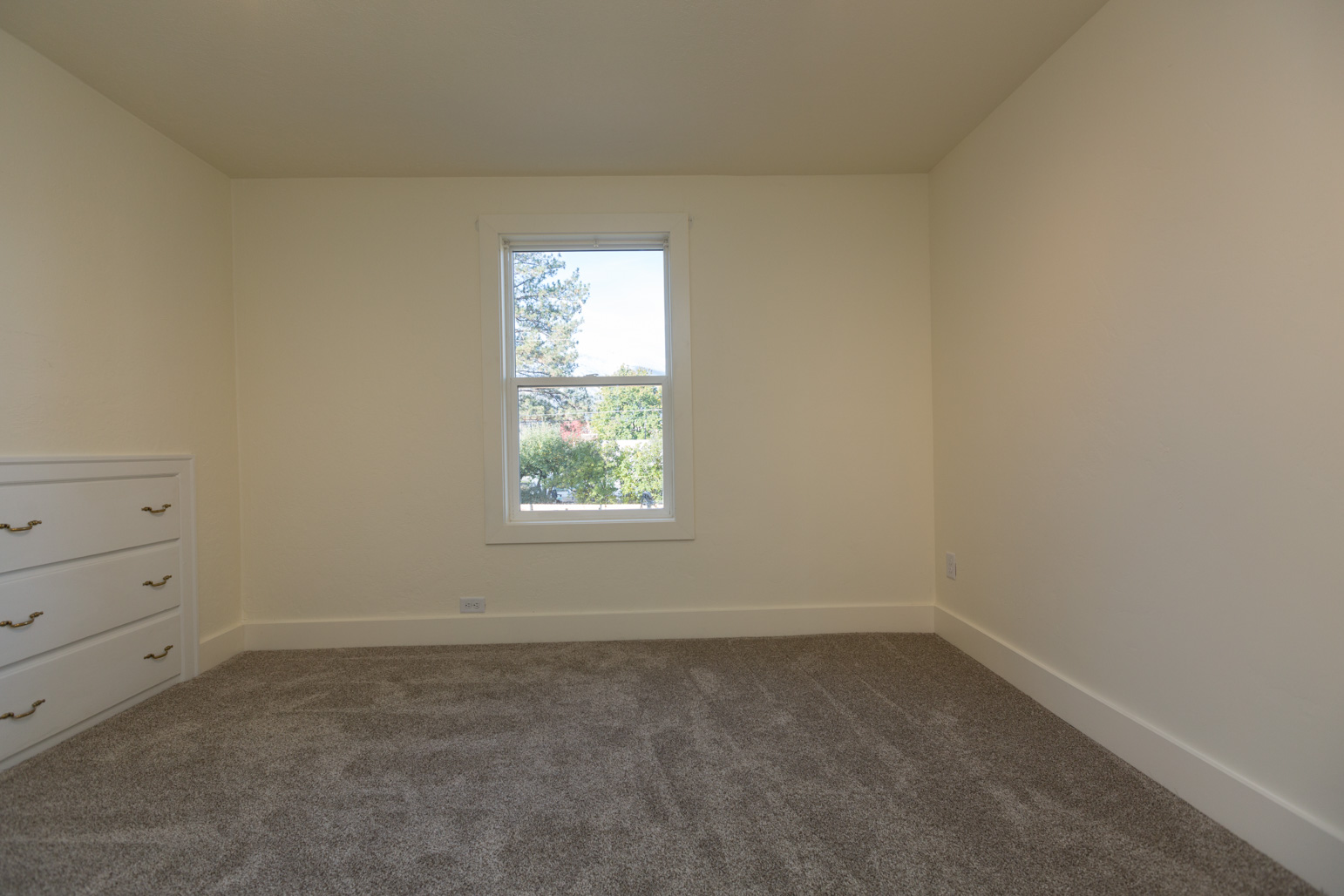 905 S 2nd Street Property Photo 18