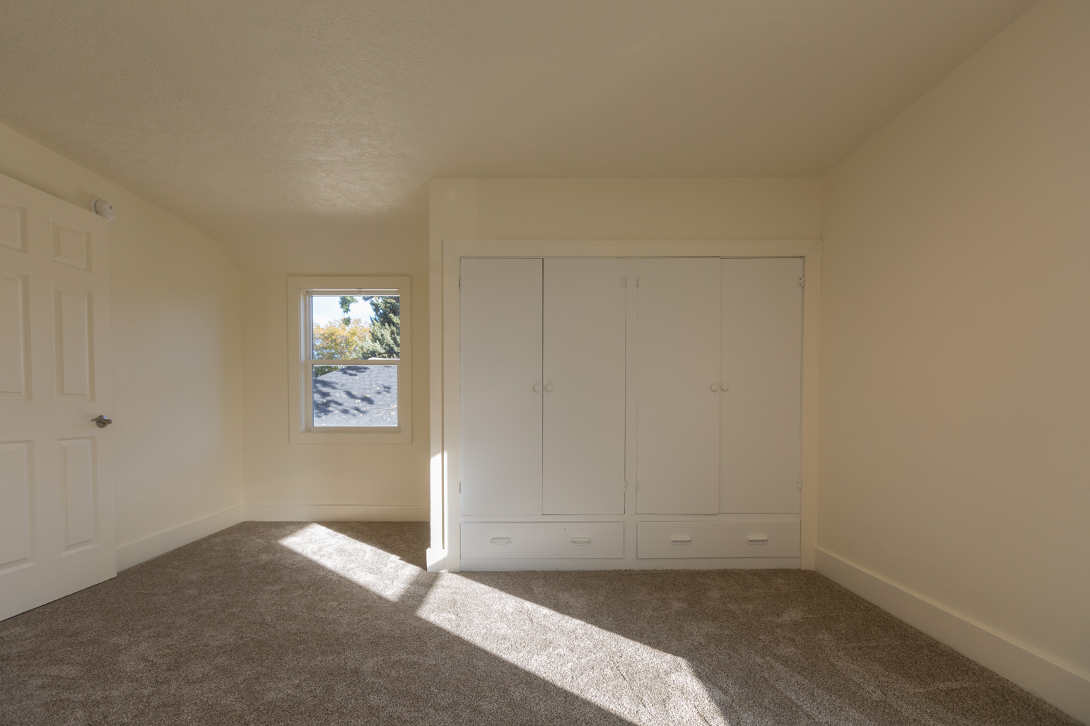 905 S 2nd Street Property Photo 19