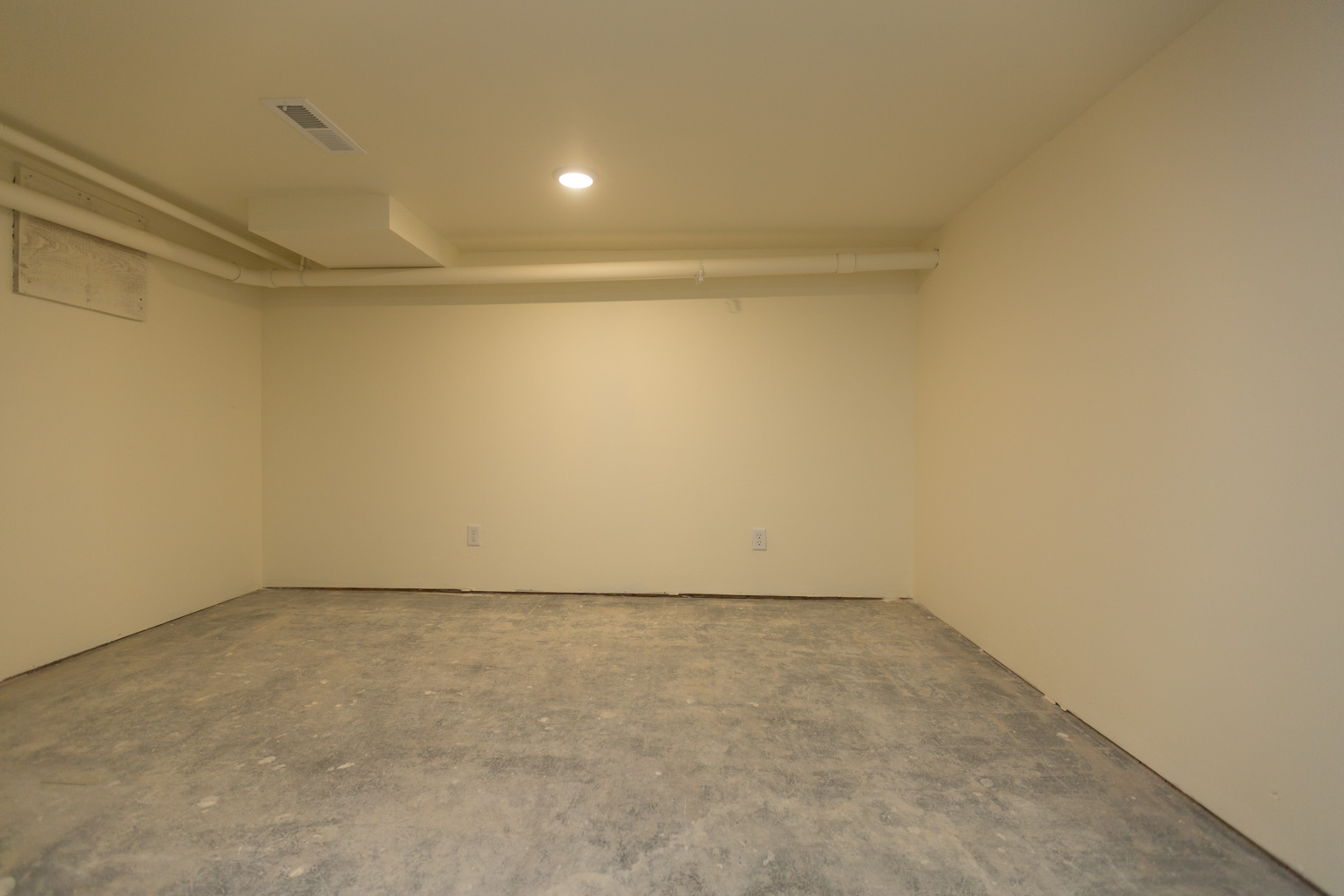 905 S 2nd Street Property Photo 22
