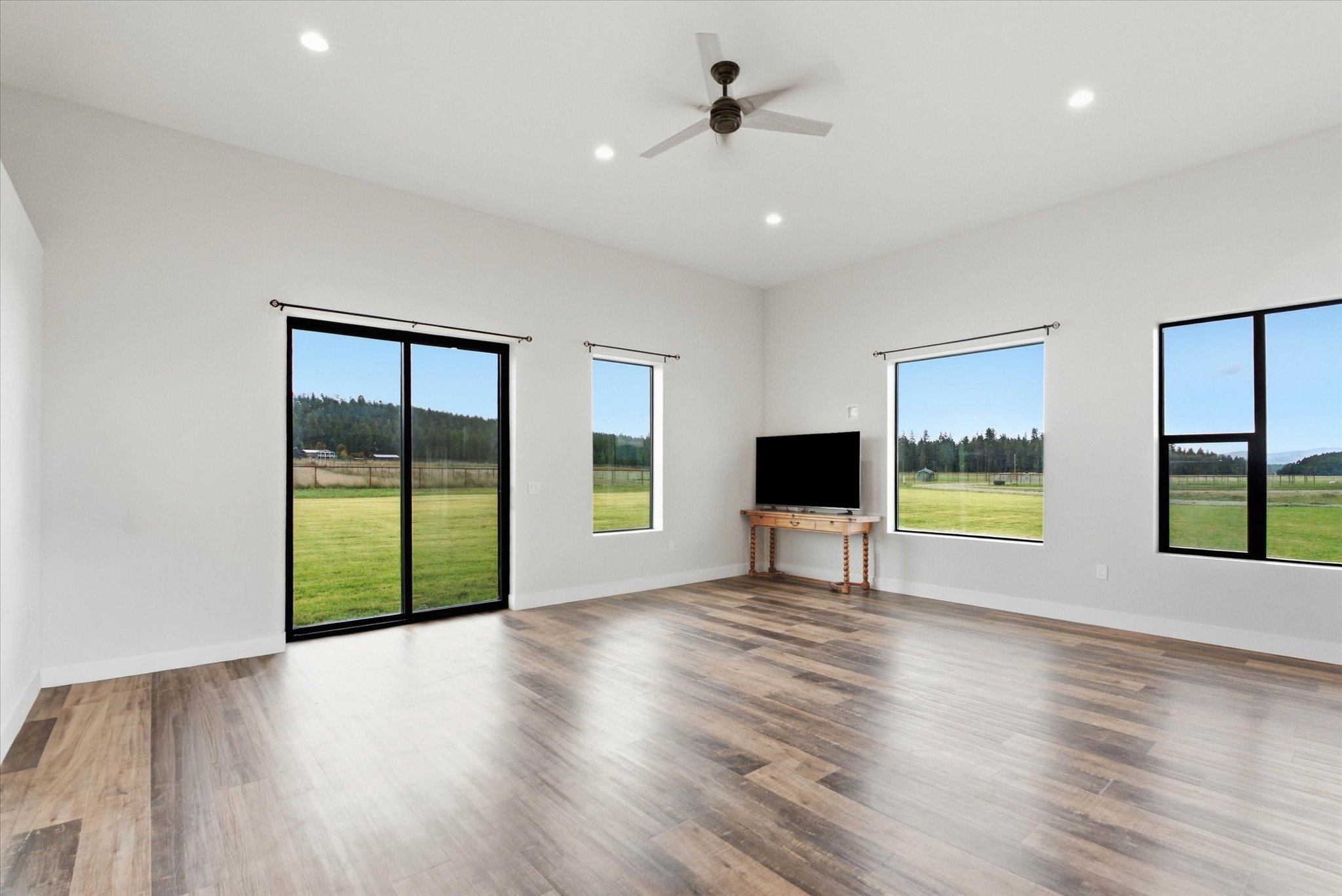 355 Songbird Lane Property Photo 19