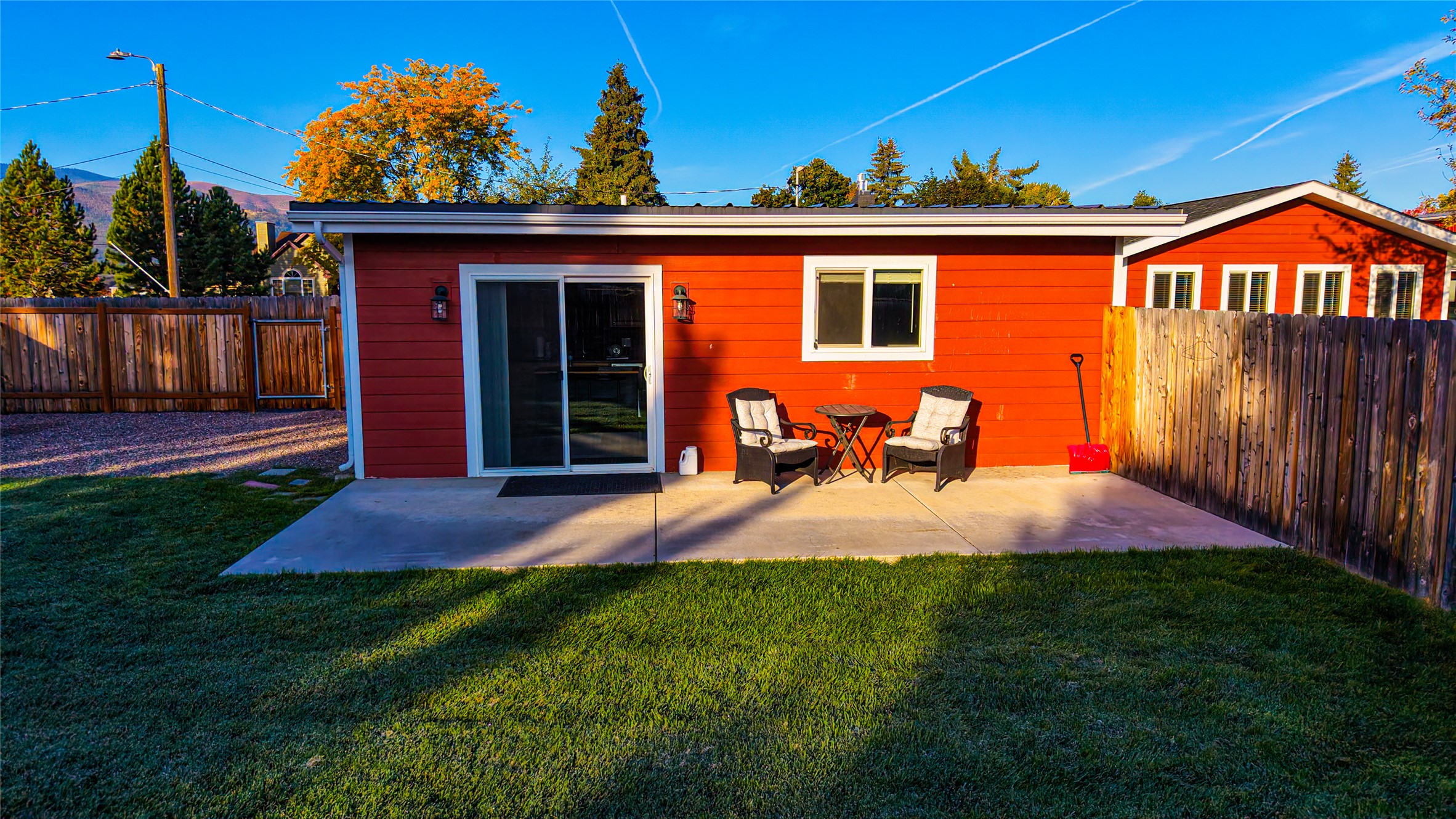 1041 Como Drive Property Photo 43