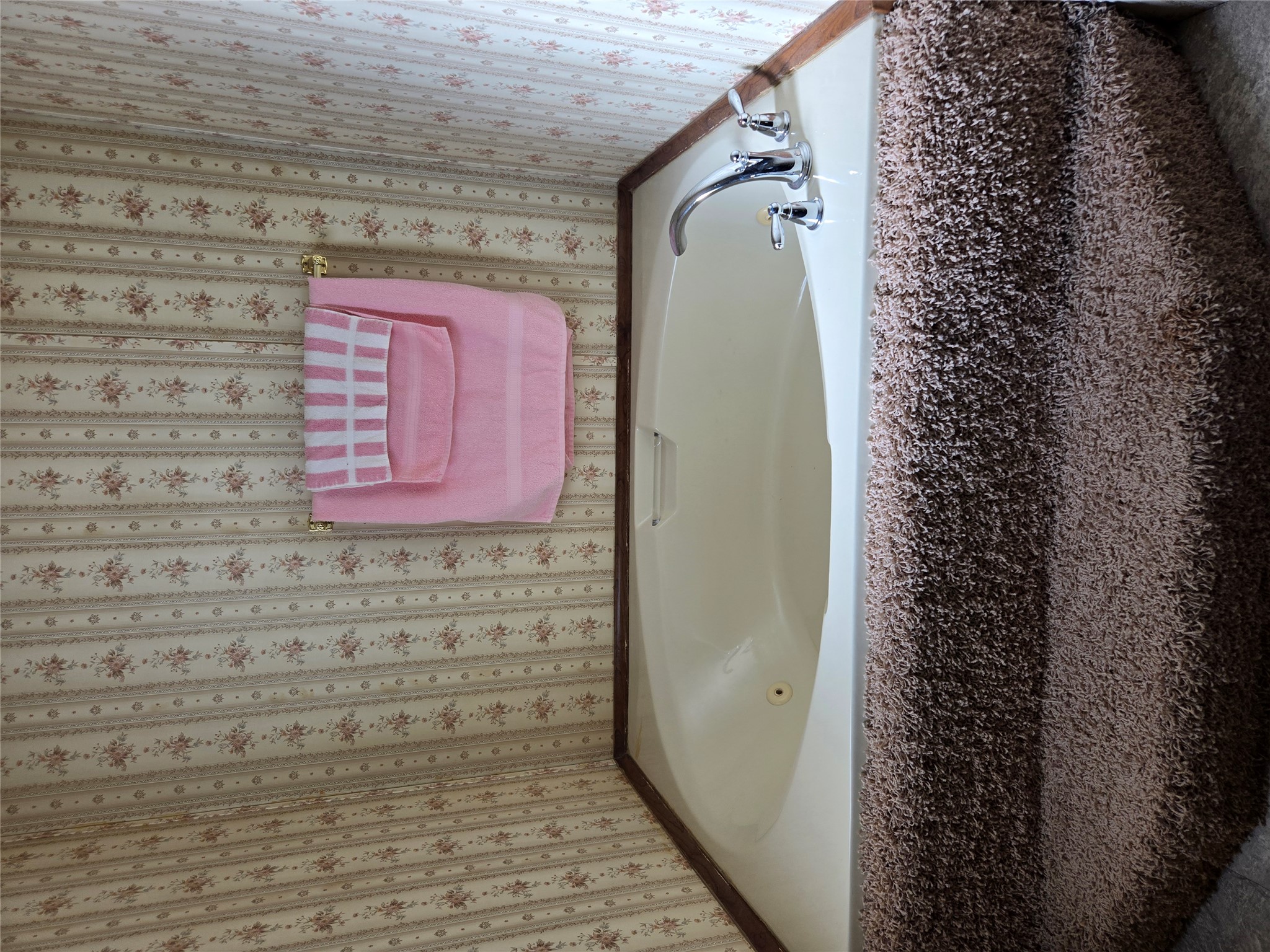 2511 Walnut Street Property Photo 13