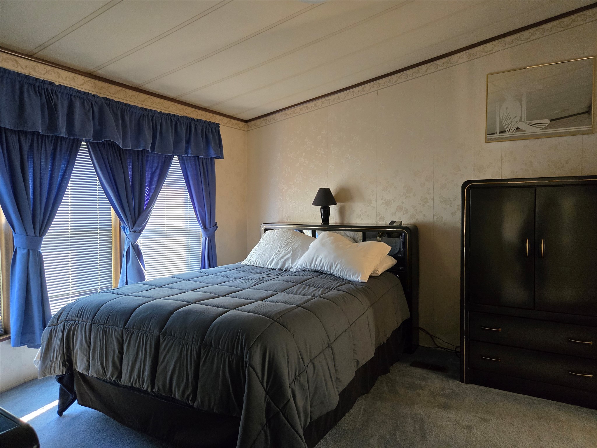 2511 Walnut Street Property Photo 15