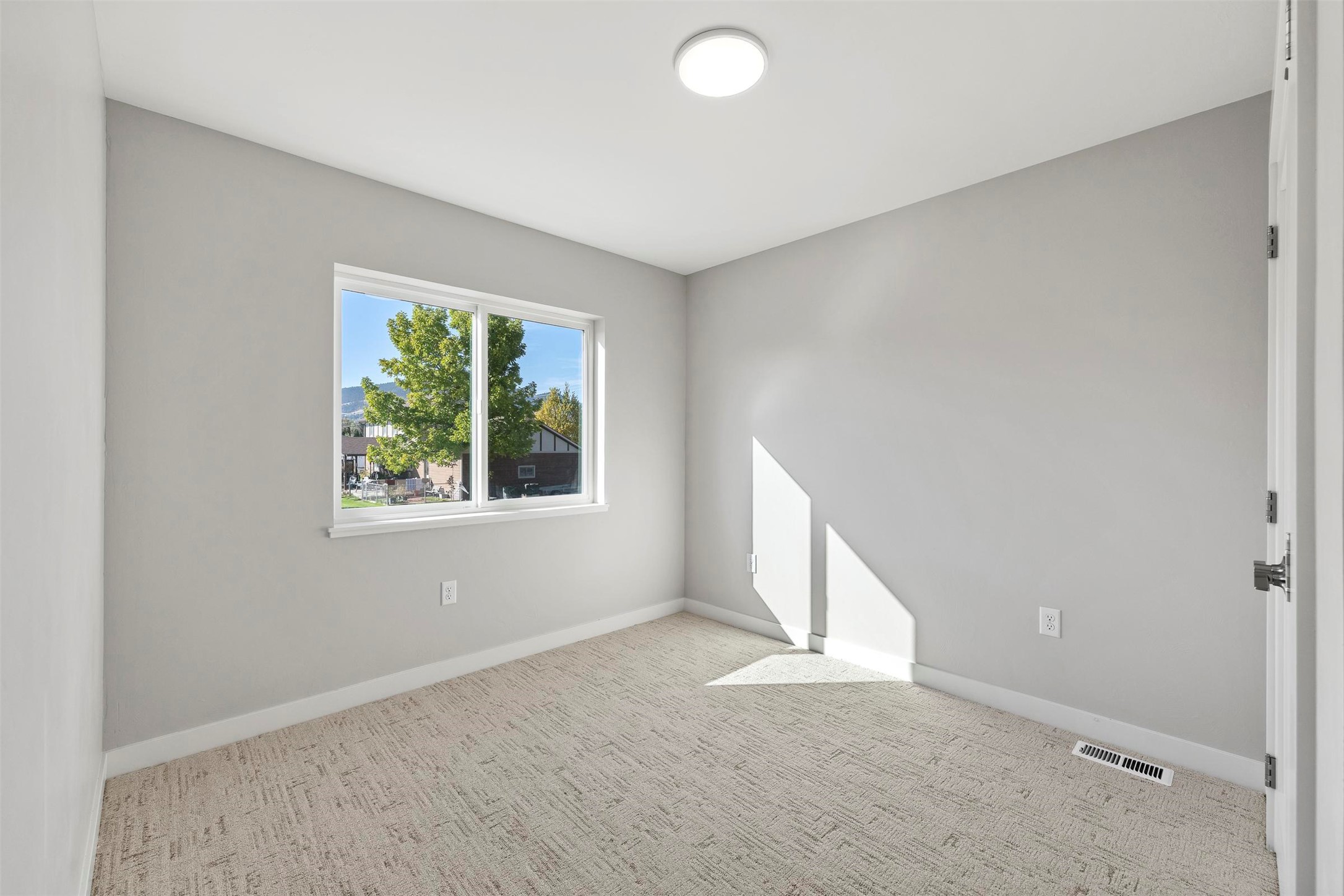104 Reed Avenue Property Photo 22