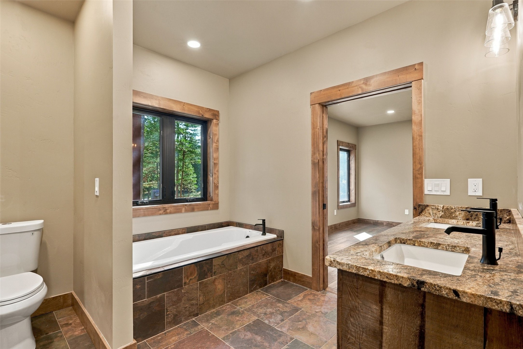 1671 Jordan Way Property Photo 13