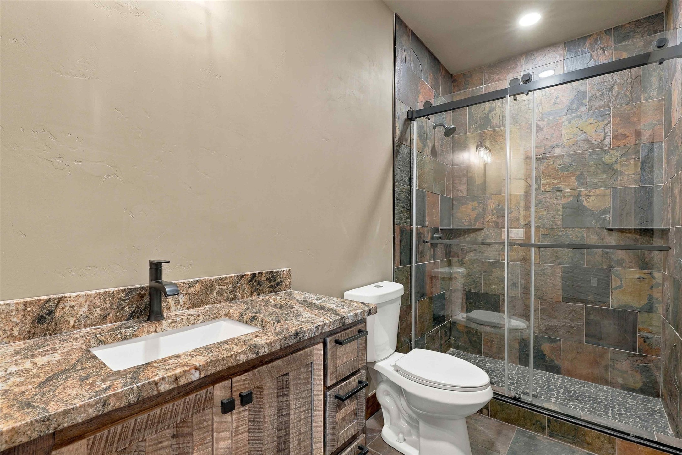 1671 Jordan Way Property Photo 14