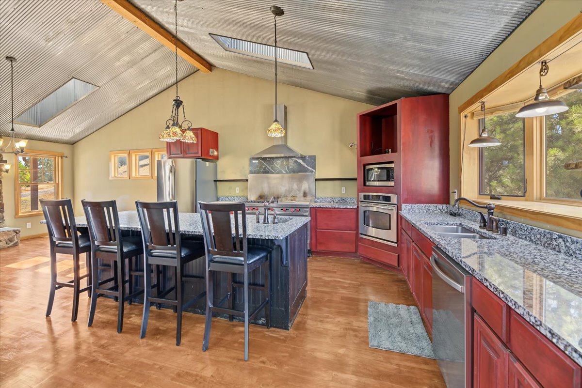 6958 Black Sandy Loop Property Photo 15