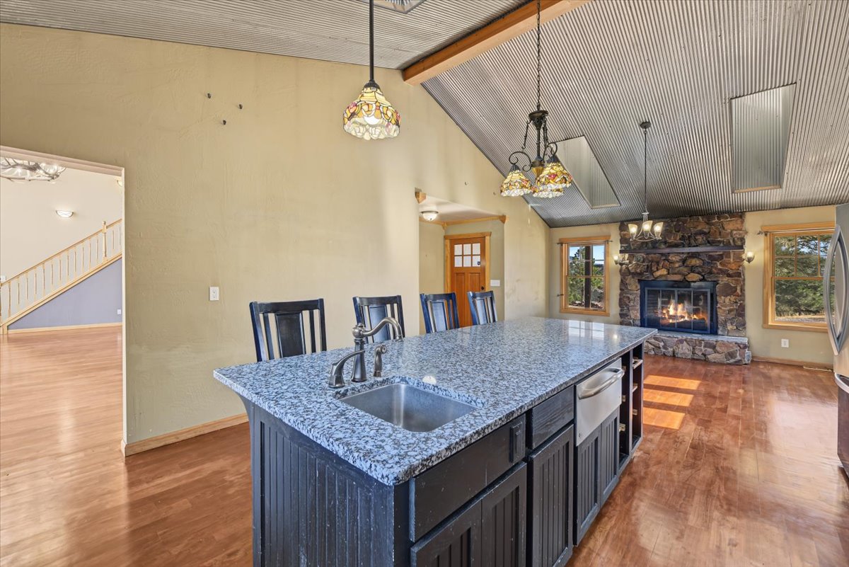 6958 Black Sandy Loop Property Photo 18