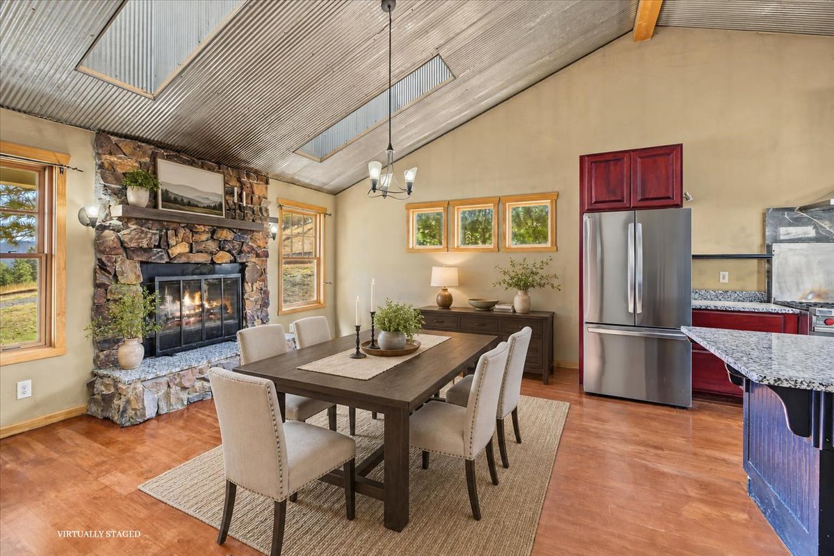 6958 Black Sandy Loop Property Photo 22