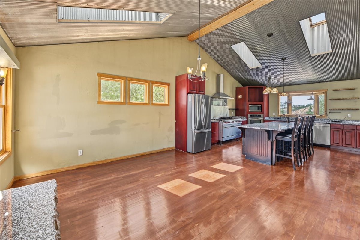 6958 Black Sandy Loop Property Photo 23