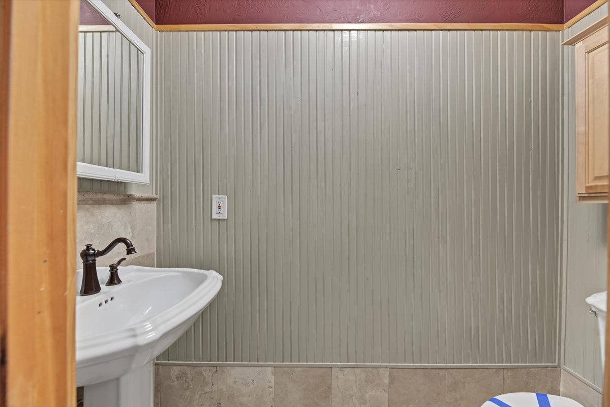 6958 Black Sandy Loop Property Photo 37