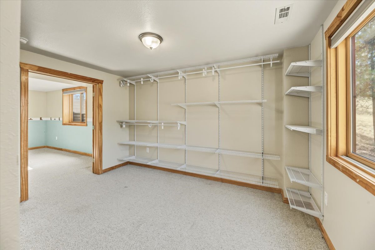 6958 Black Sandy Loop Property Photo 43
