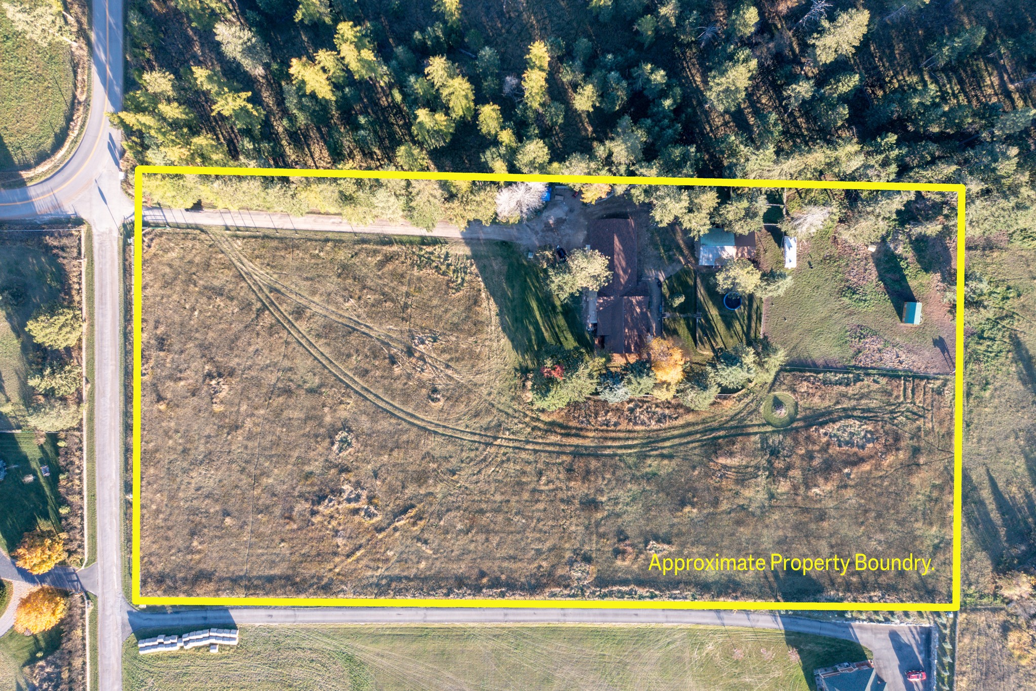 599 Van Sant Road Property Photo 17