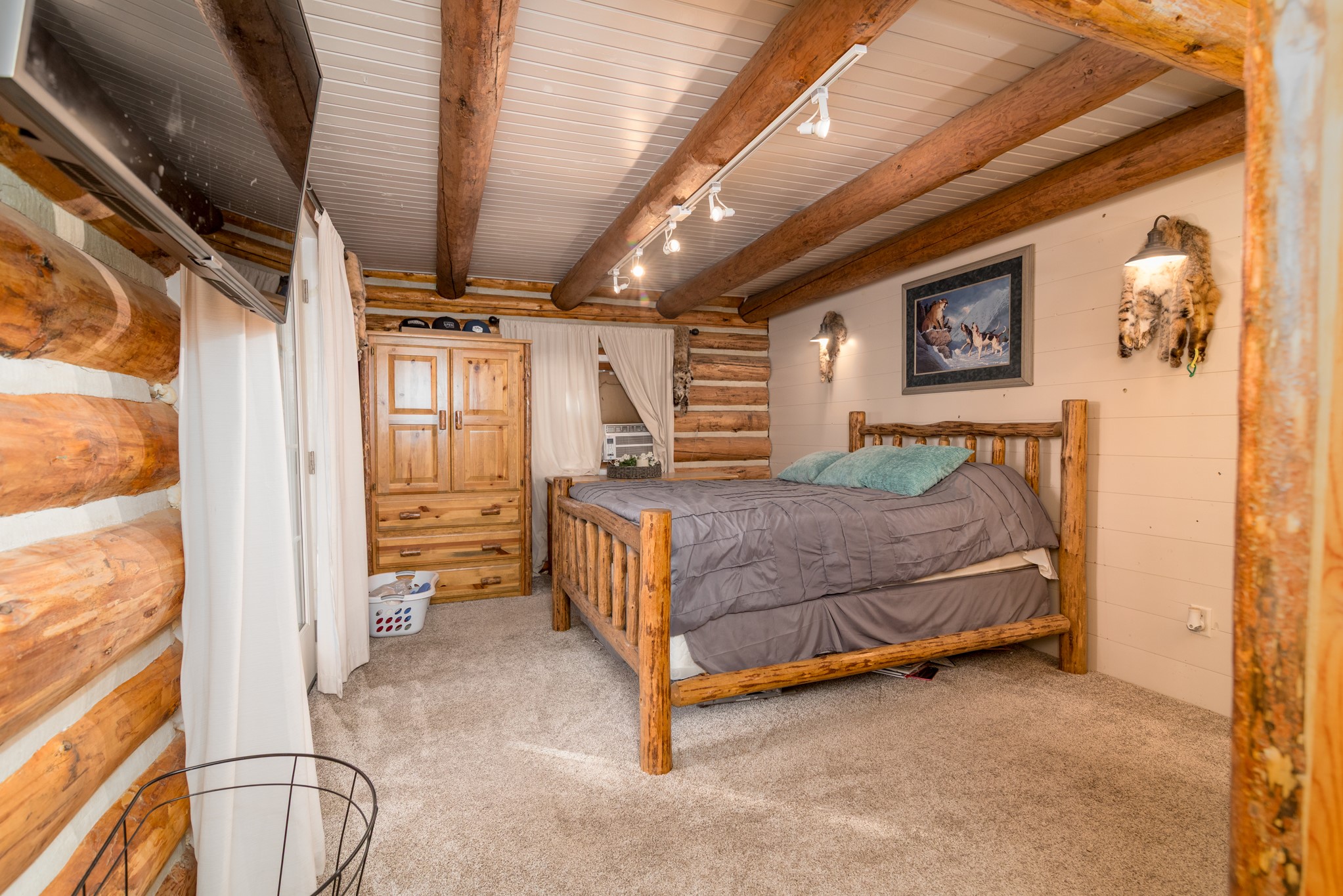 599 Van Sant Road Property Photo 28