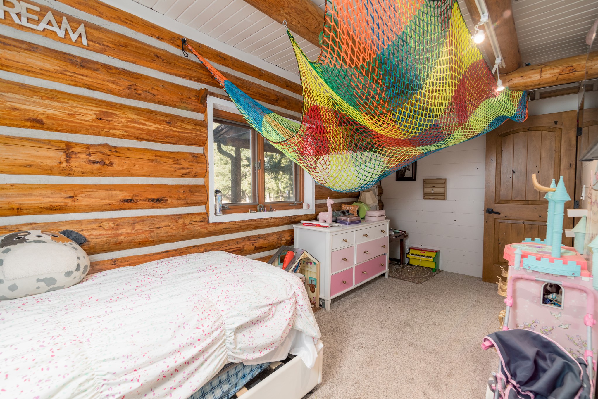 599 Van Sant Road Property Photo 32