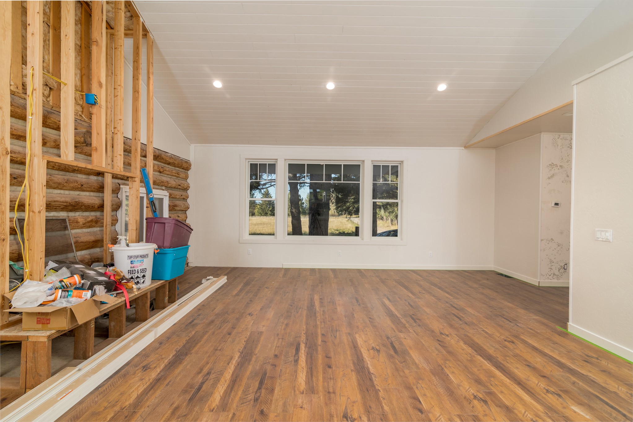 599 Van Sant Road Property Photo 54