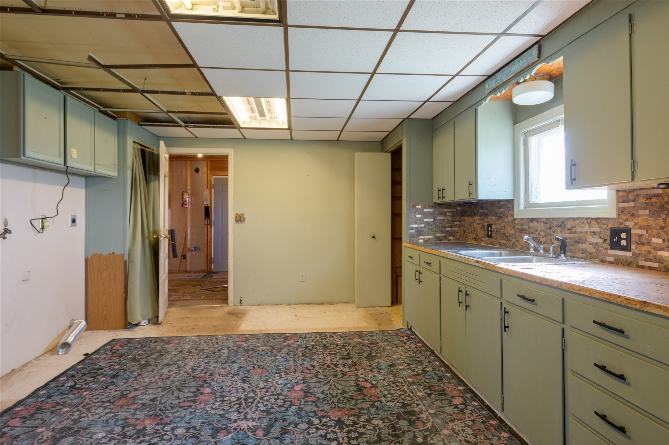900 Phillips Street Property Photo 13