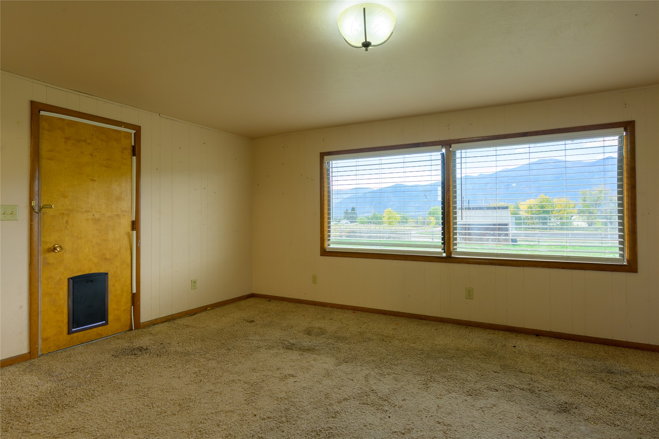 900 Phillips Street Property Photo 15