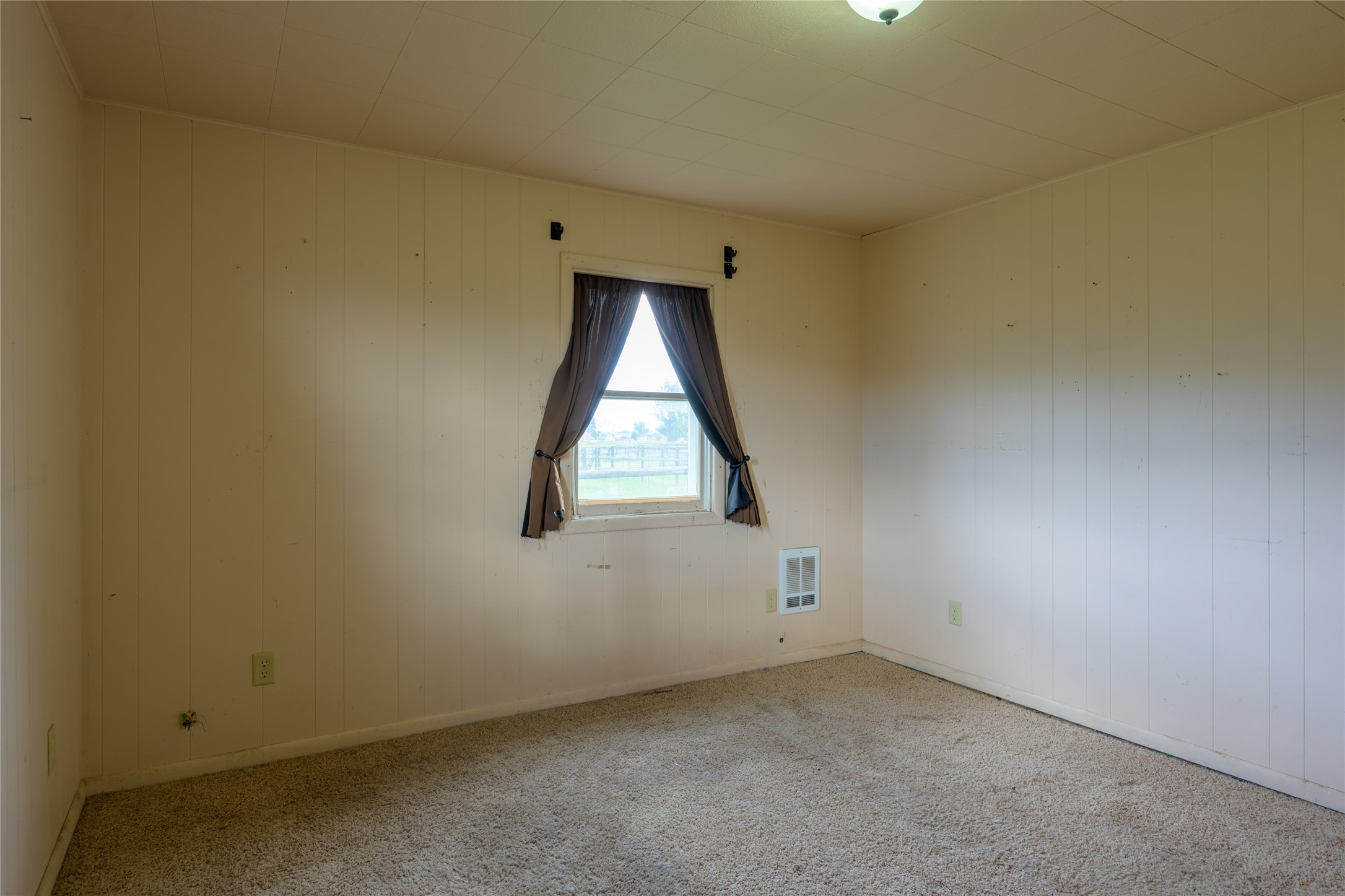 900 Phillips Street Property Photo 19