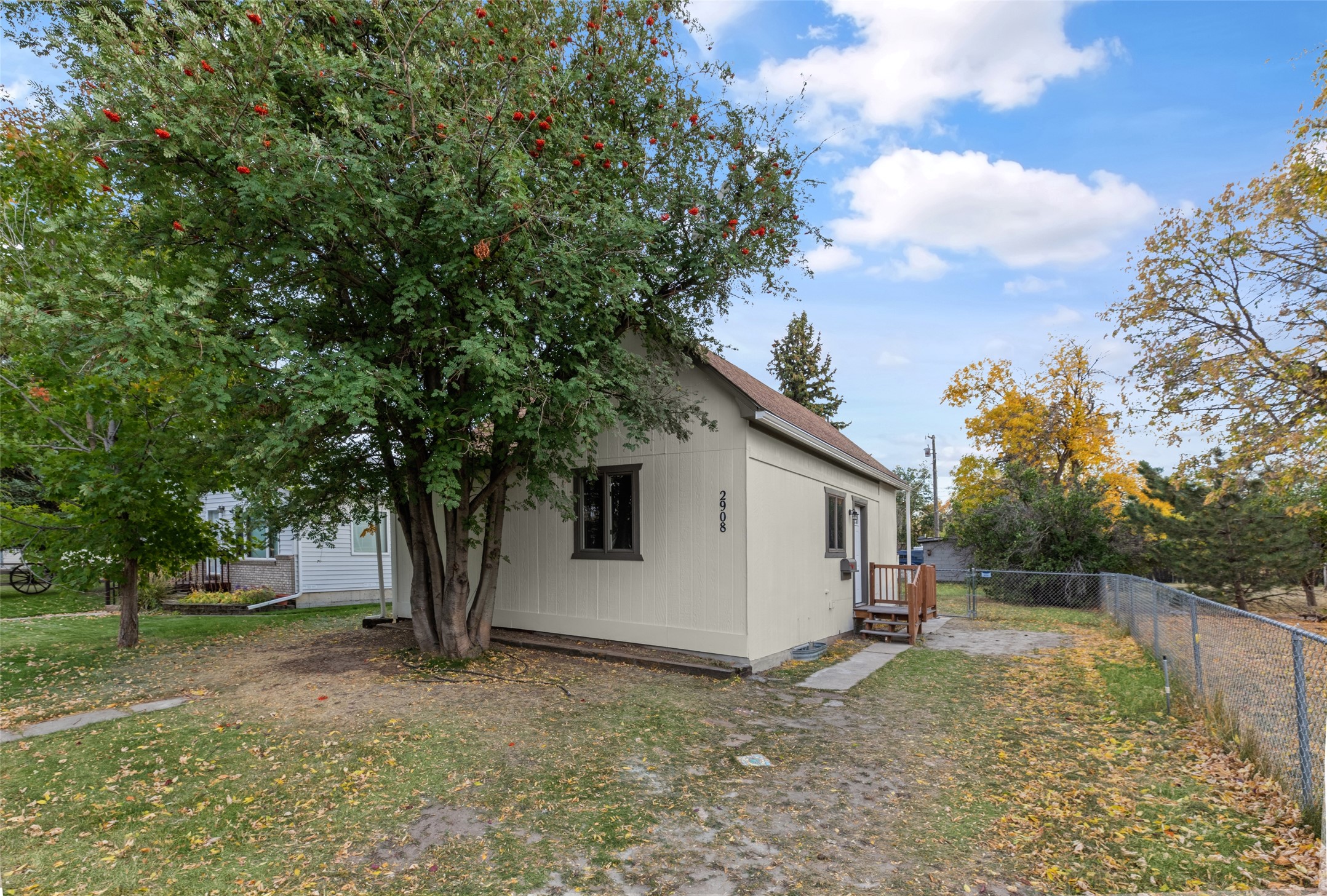 2908 2nd Avenue S Property Photo 1
