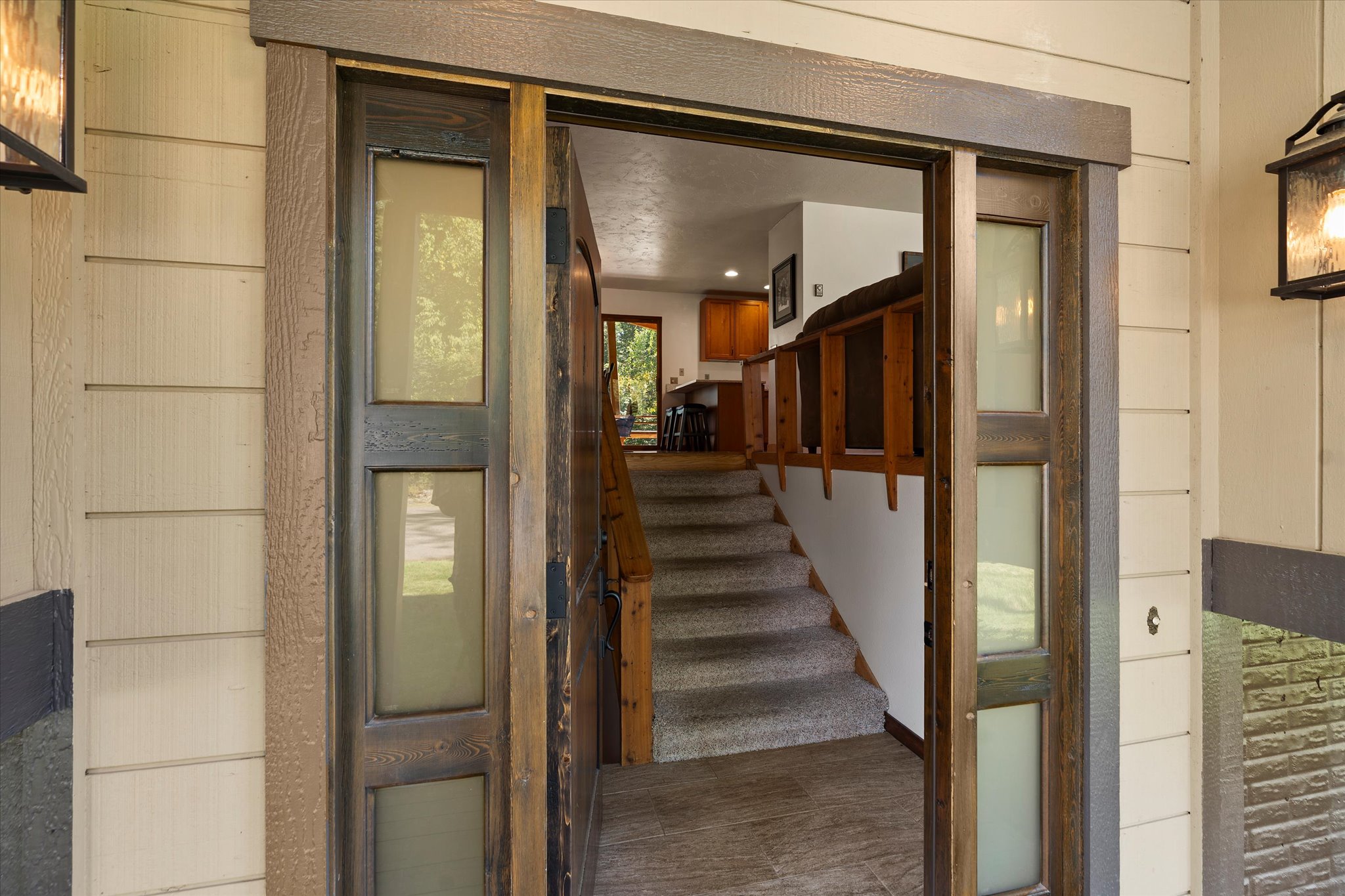 4955 Foothill Road Property Photo 7