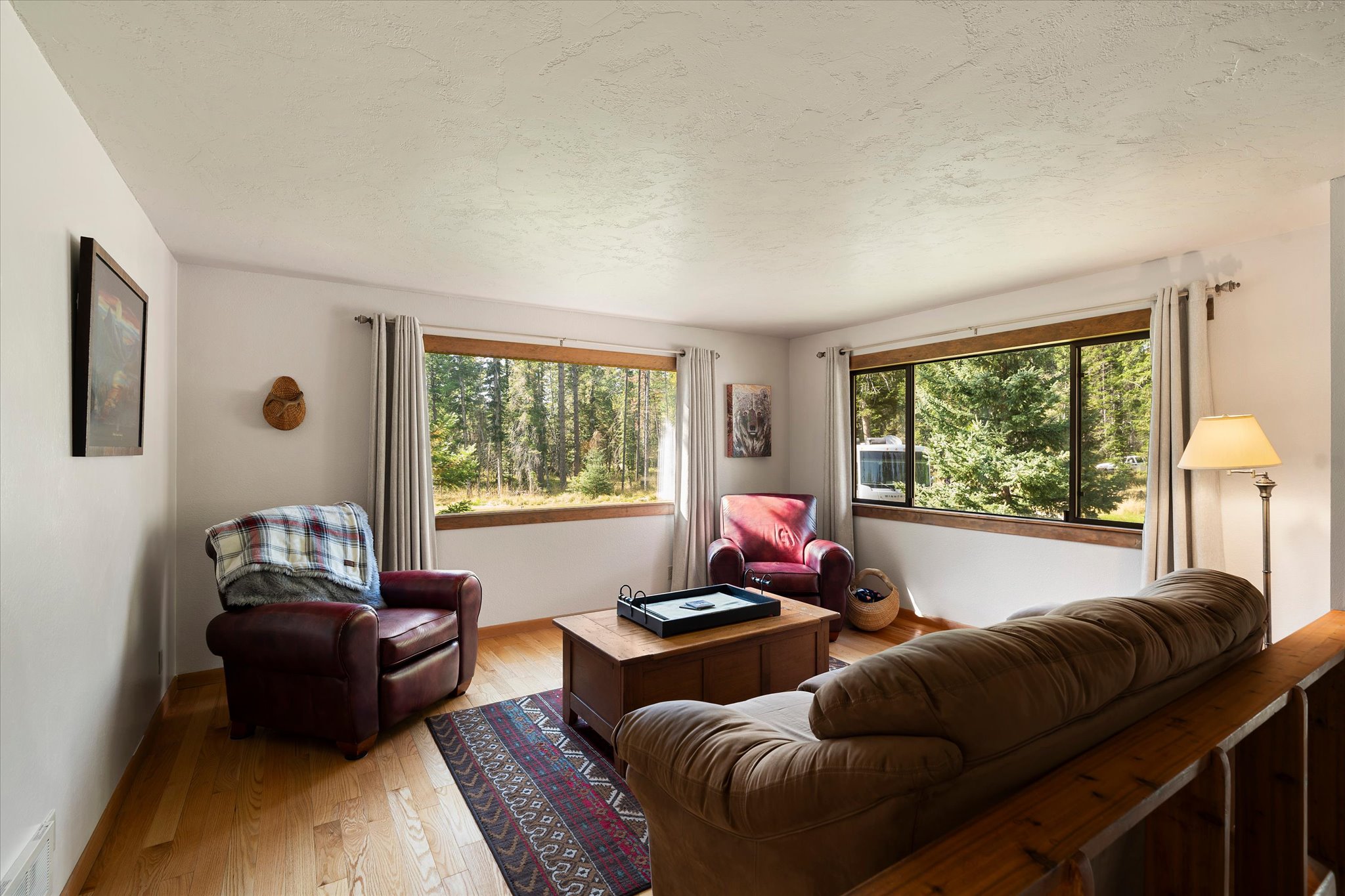 4955 Foothill Road Property Photo 13