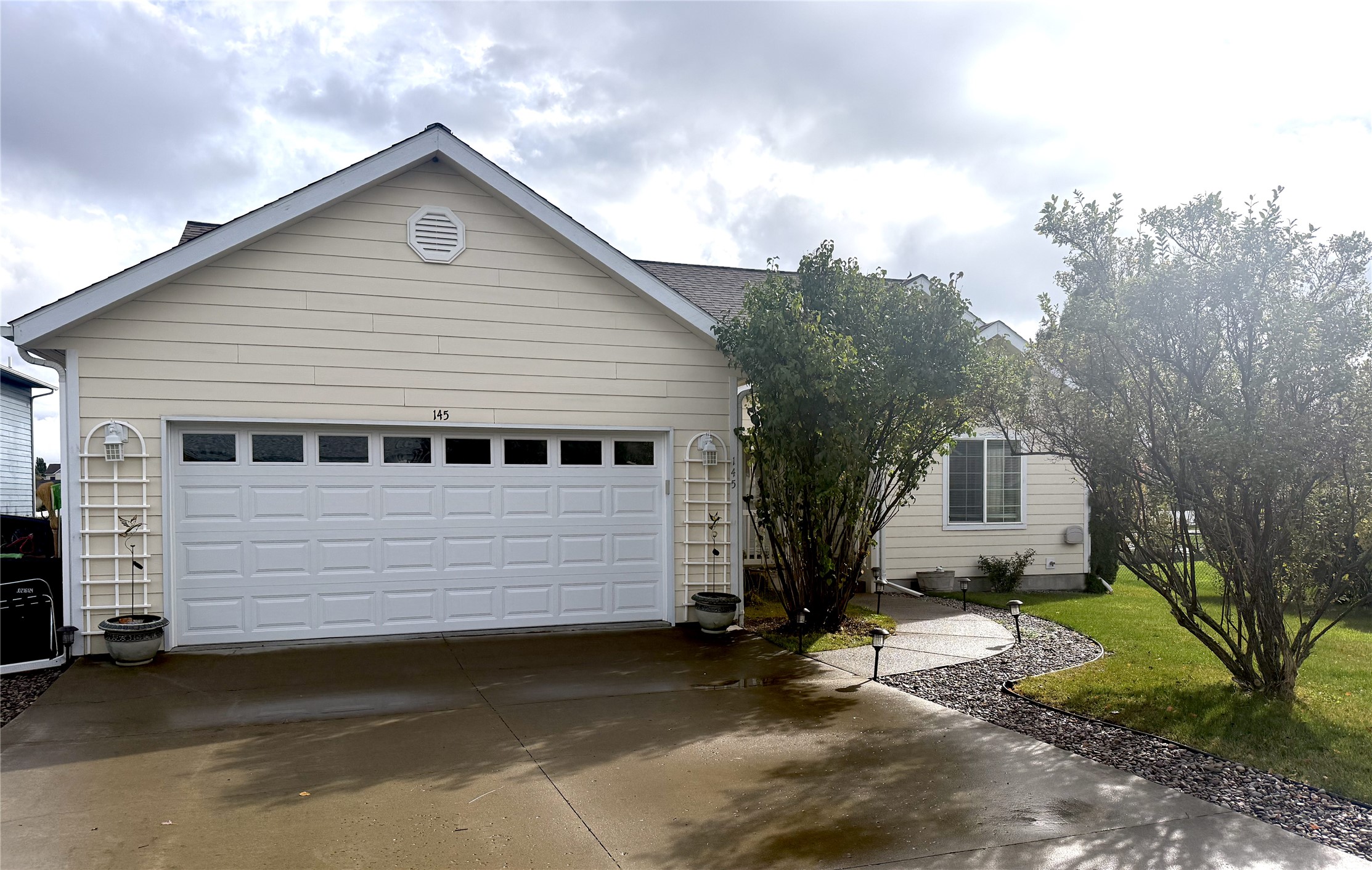 145 Blue Crest Drive Property Photo 2