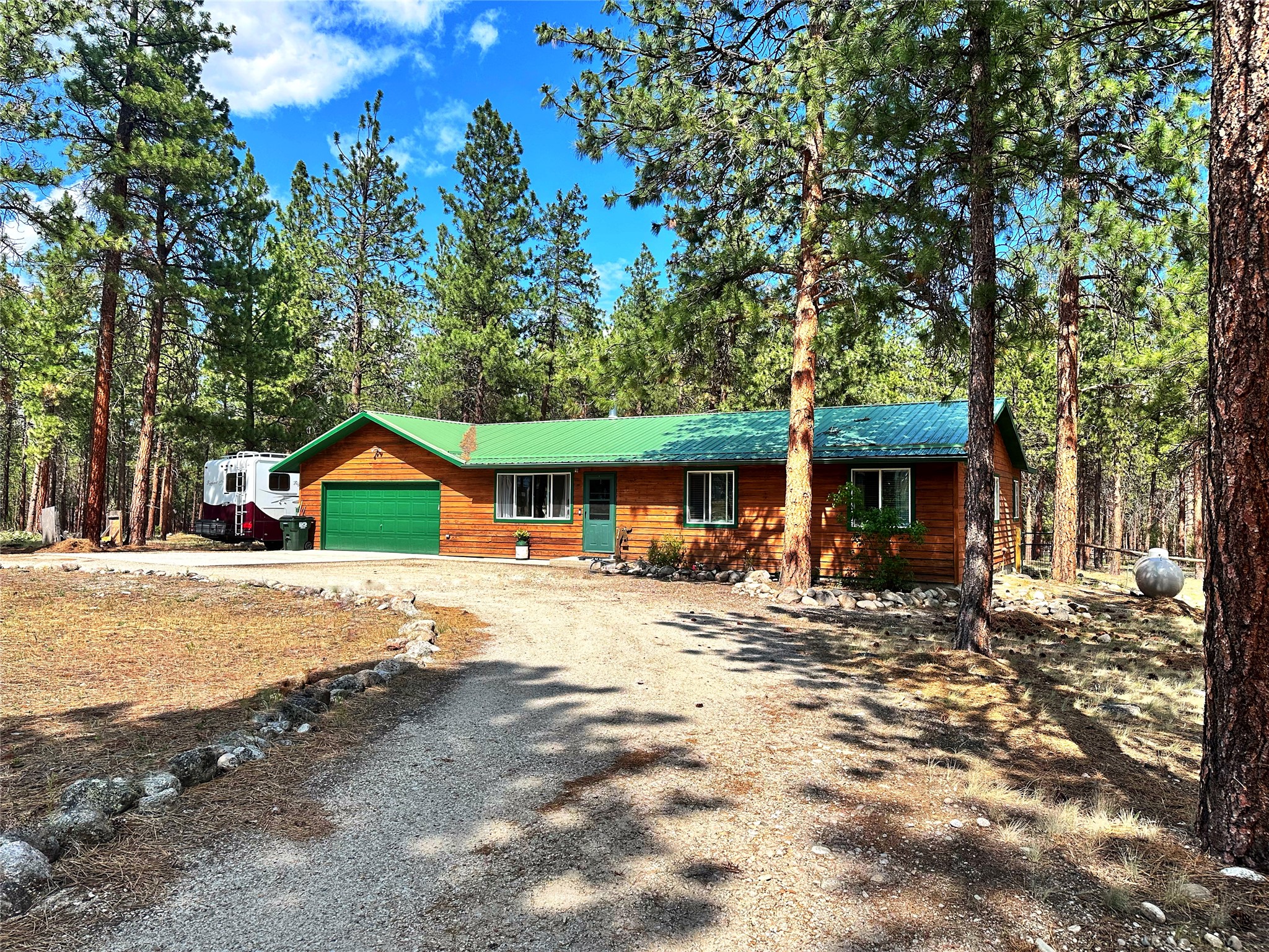 822 Little Lion Road Property Photo 1