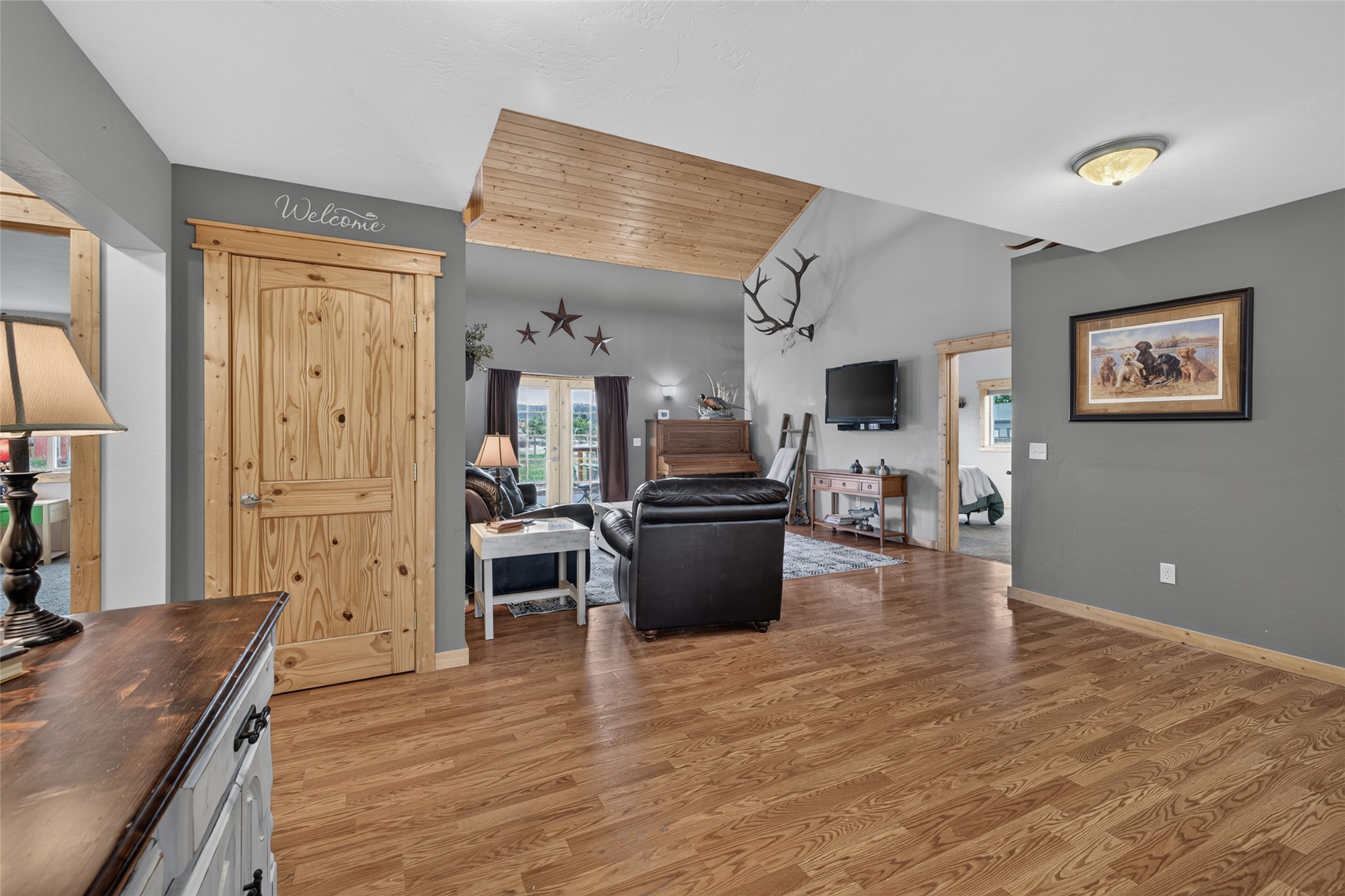 610 Valley View Road Property Photo 5