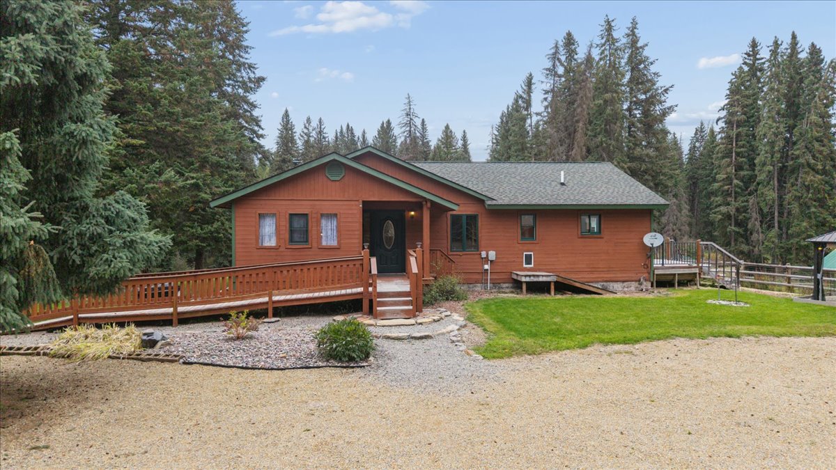 3906 Fortine Creek Road Property Photo 1
