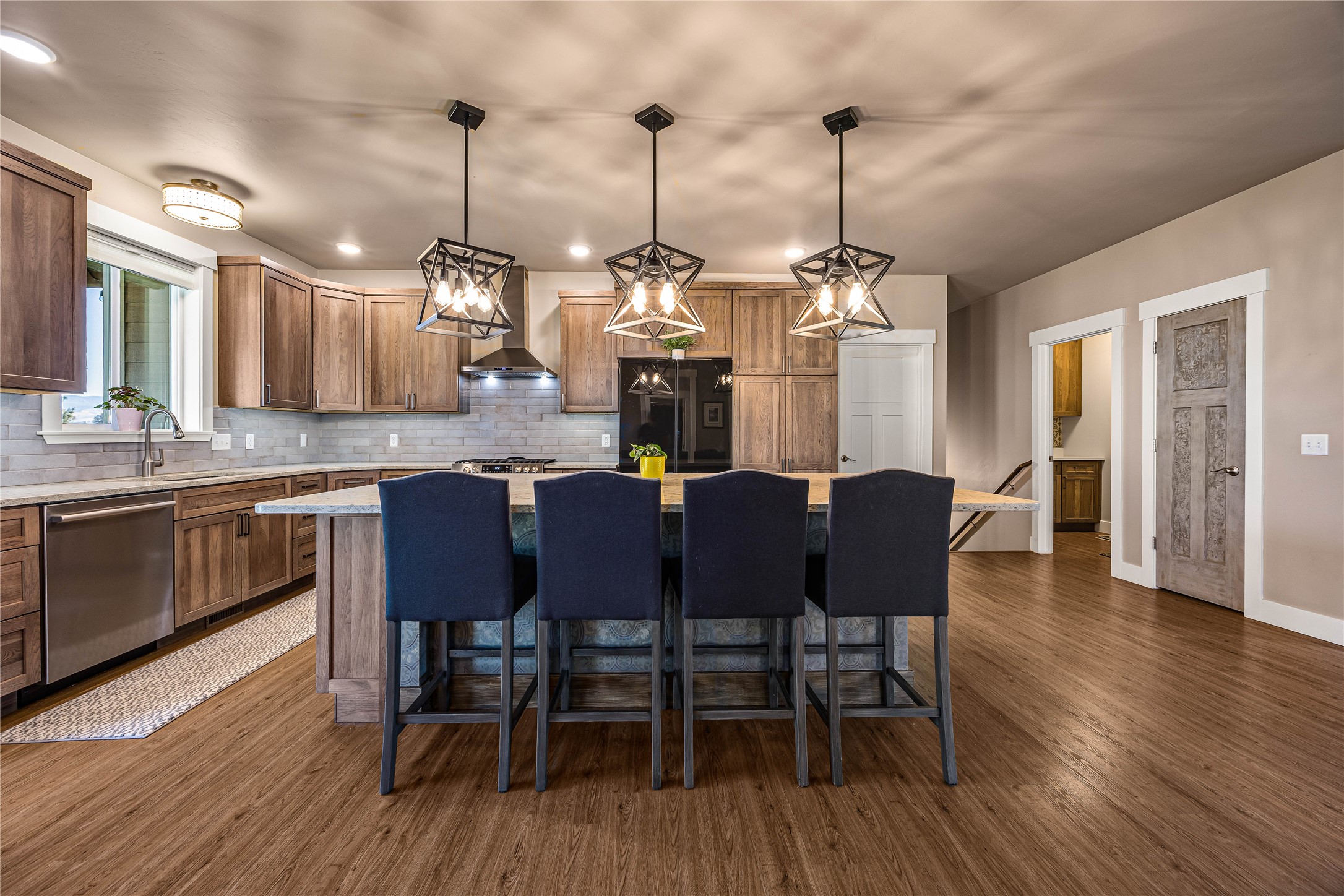 300 Maroon Court Property Photo 7