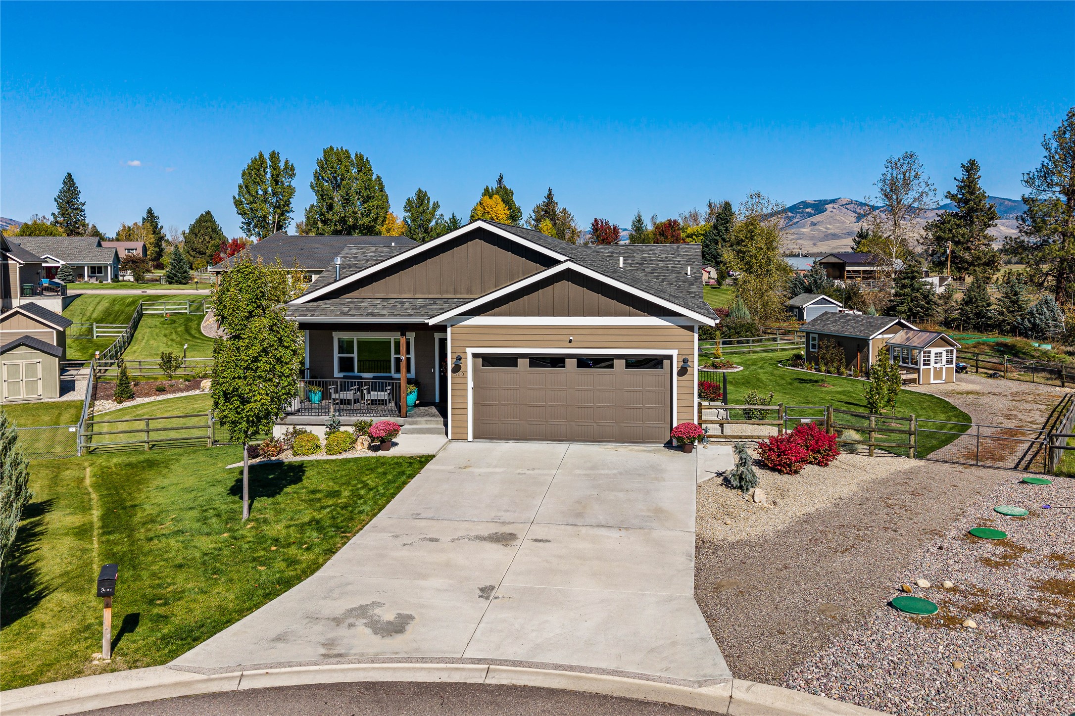 300 Maroon Court Property Photo 53