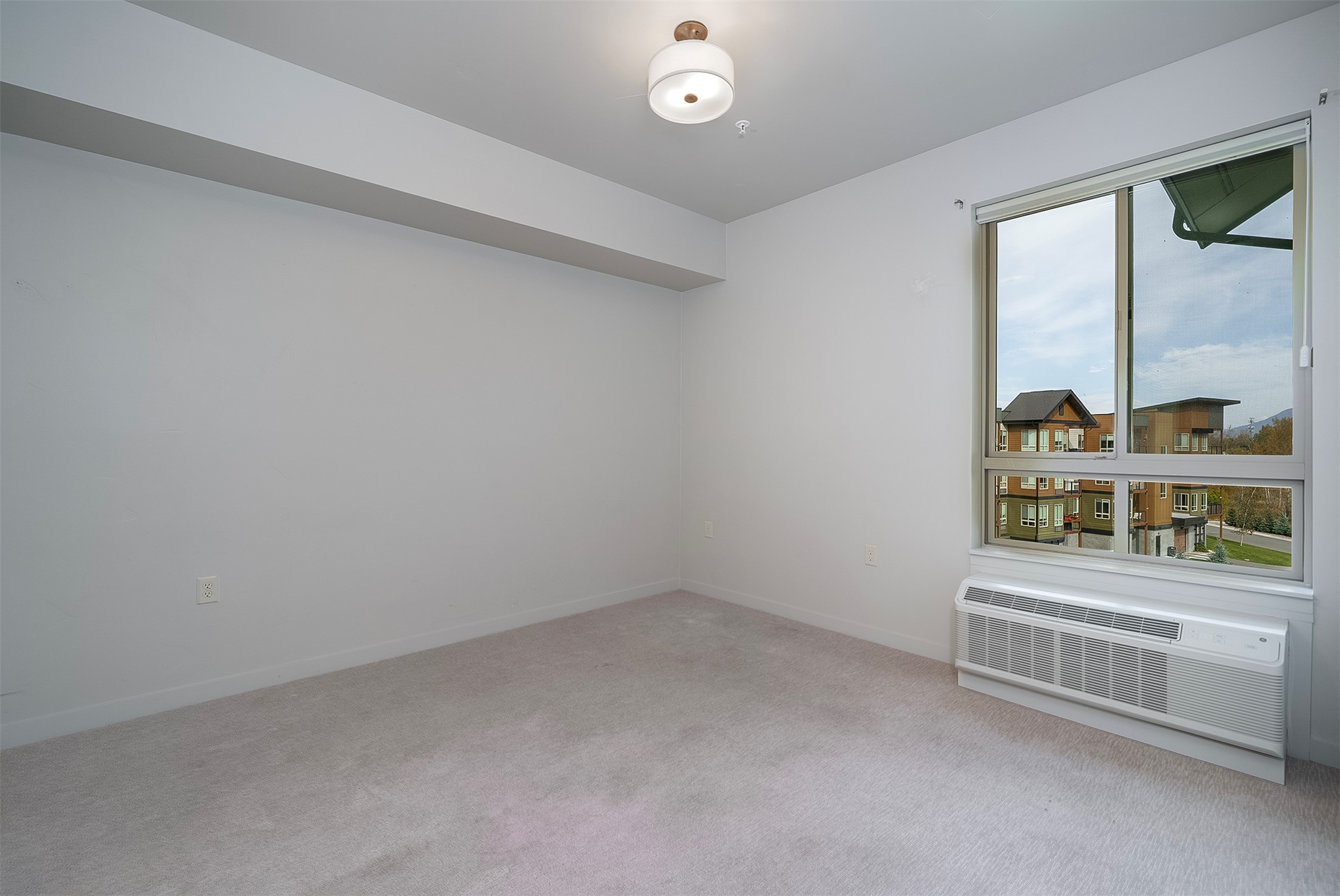 100 Woodlands Way P404 Property Photo 12