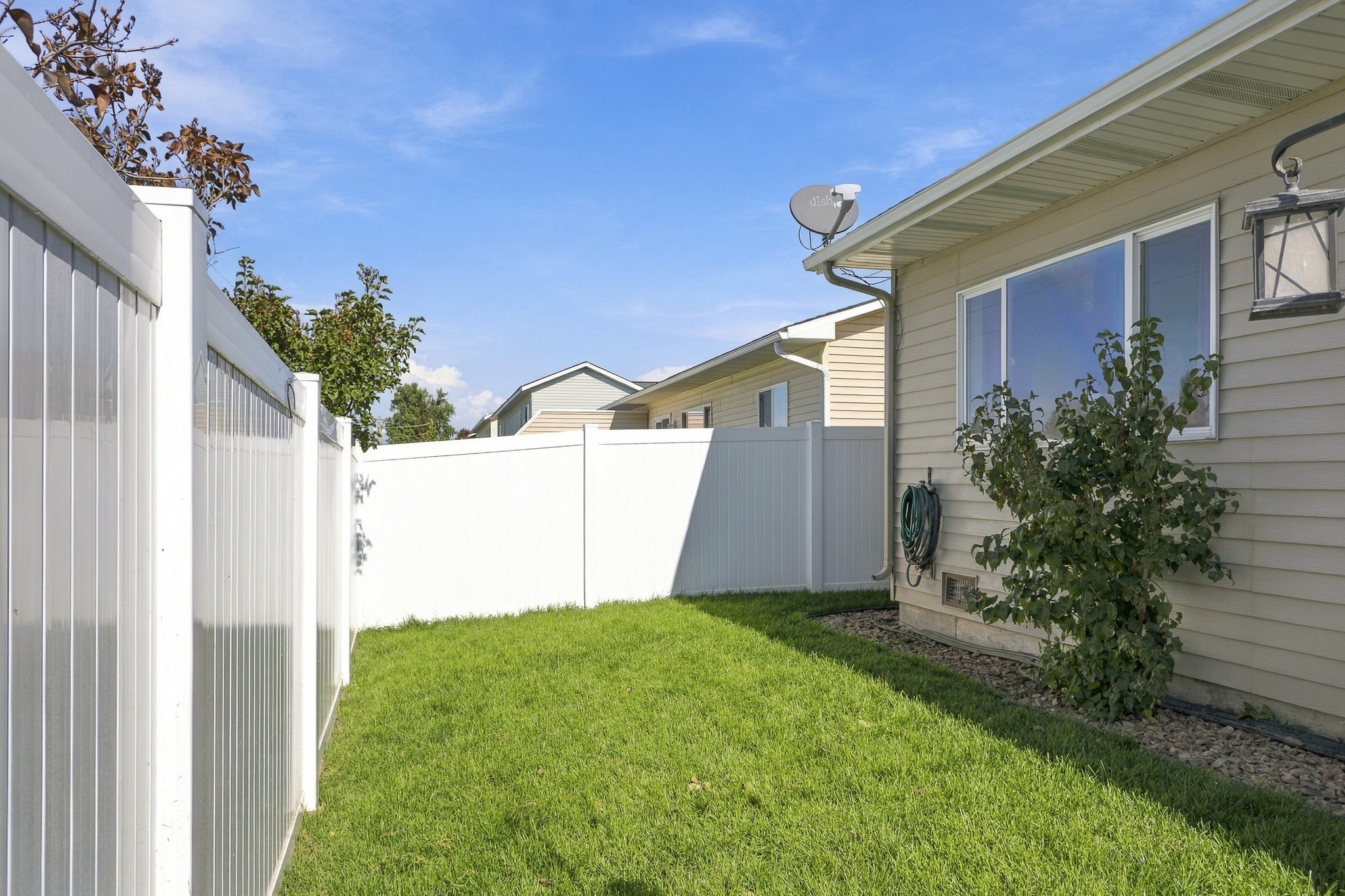182 Empire Loop Property Photo 27