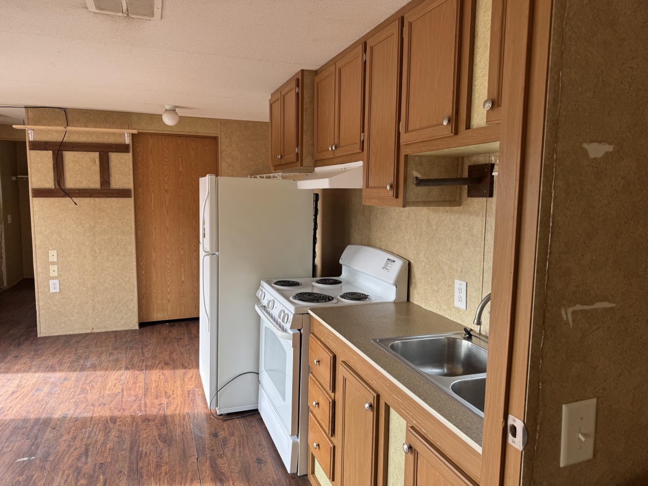 416 Clay Street Property Photo 4