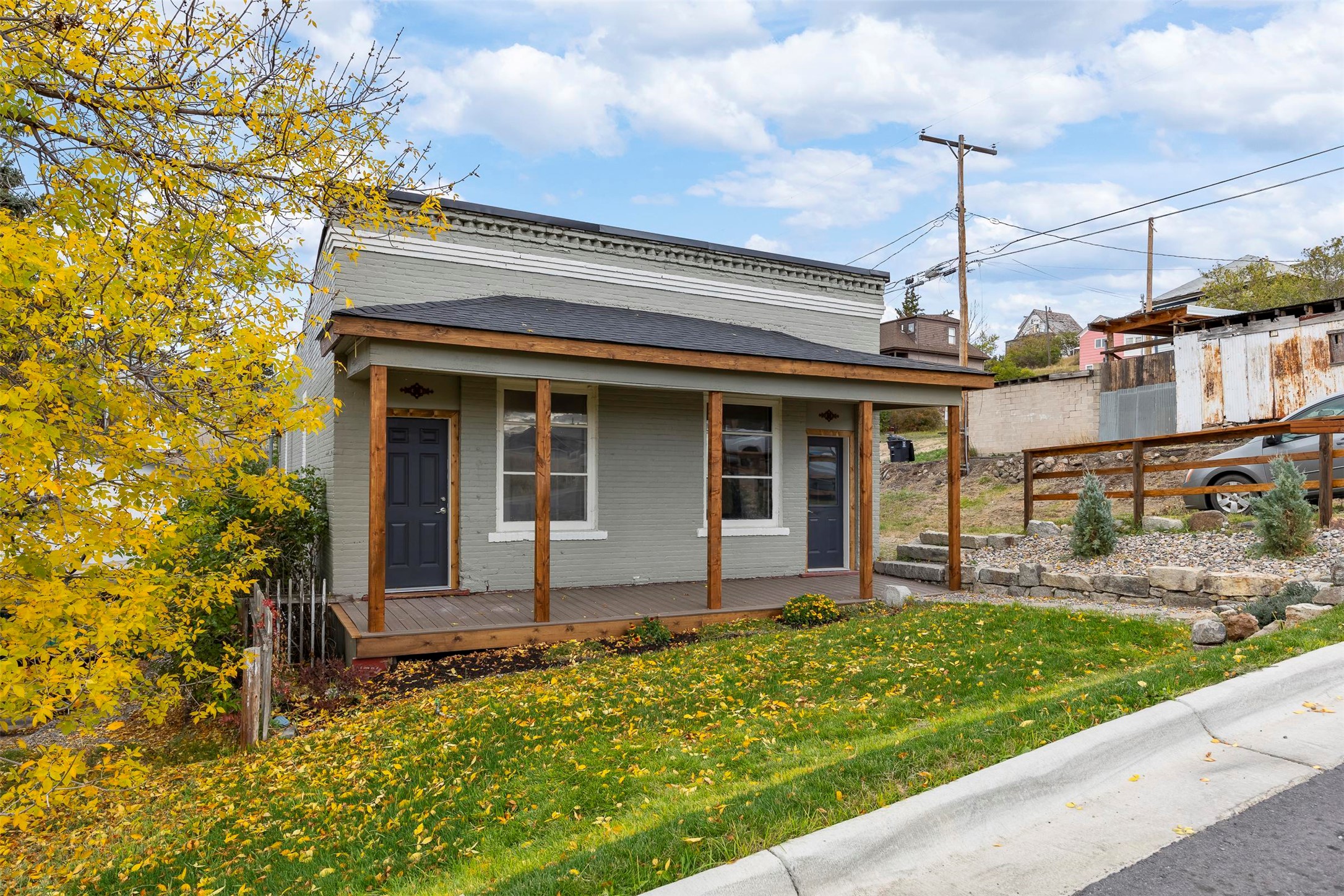 521 W Copper Street Property Photo 3