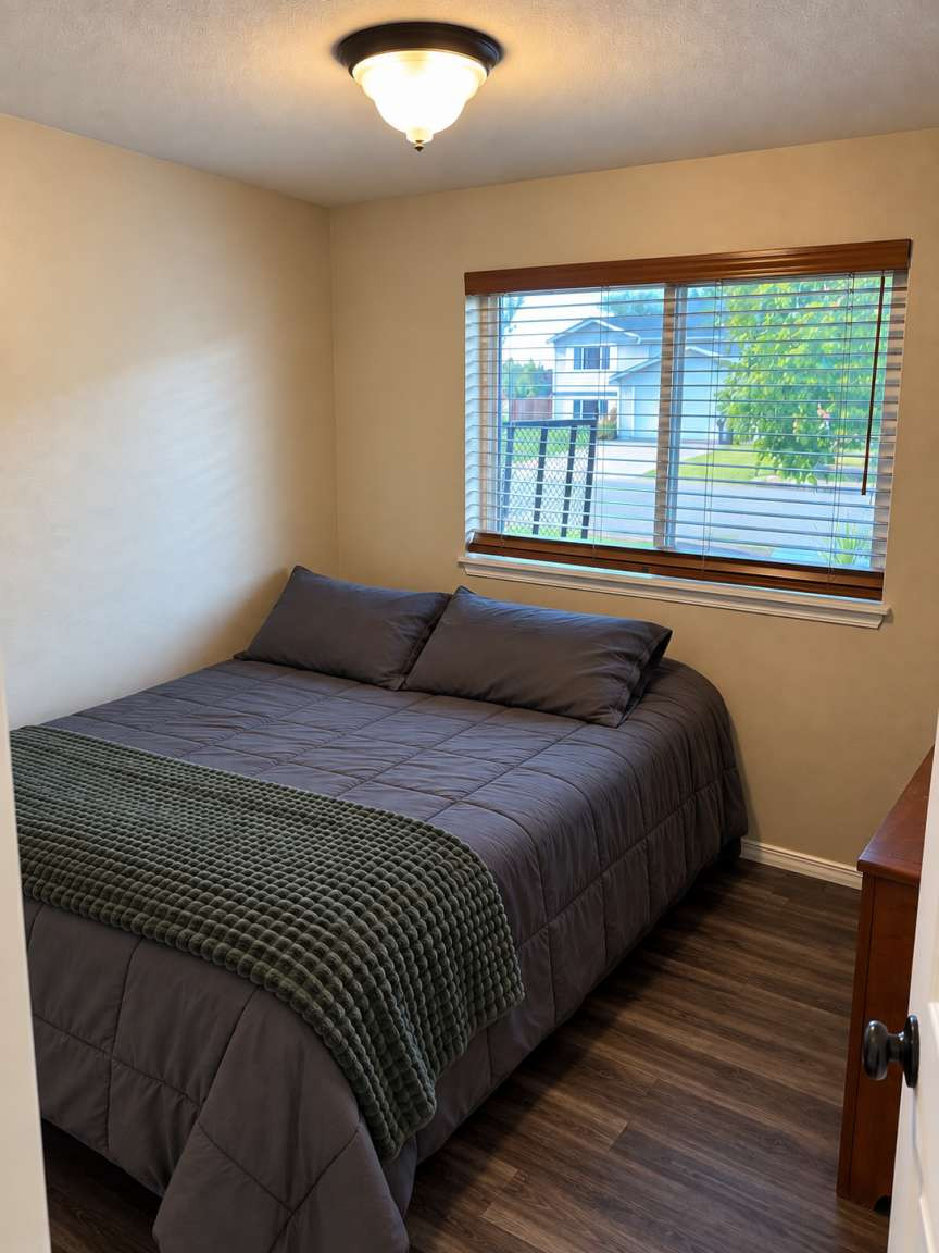 1911 Bluestone Drive Property Photo 4