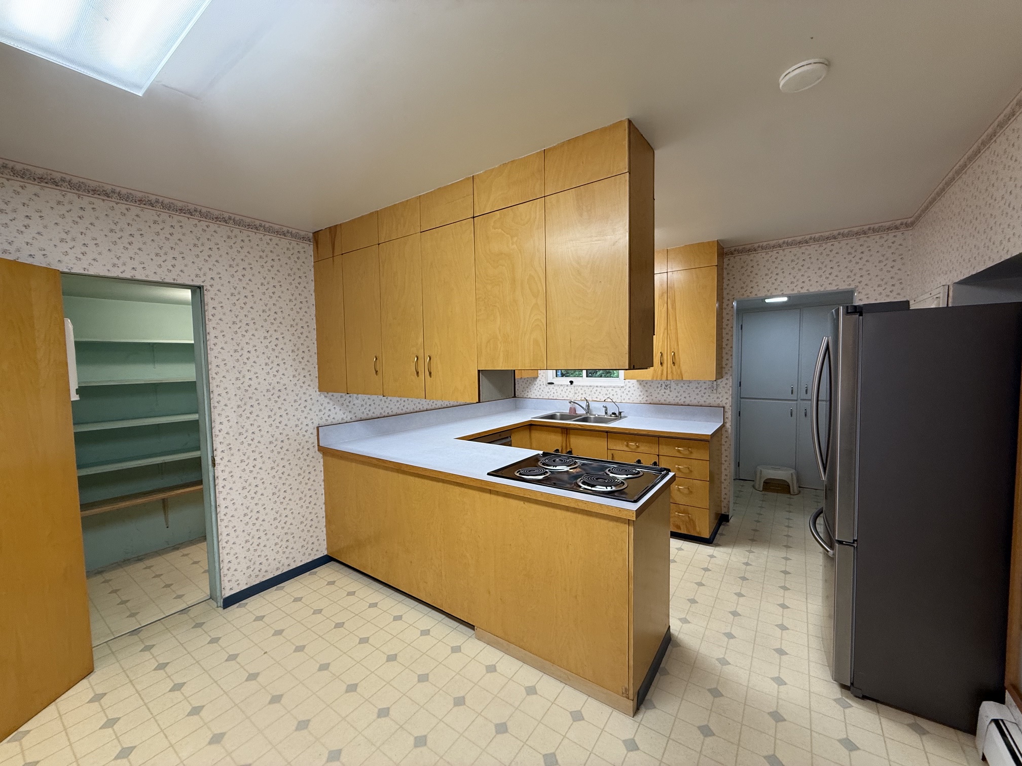 509 S 3rd Street Property Photo 8
