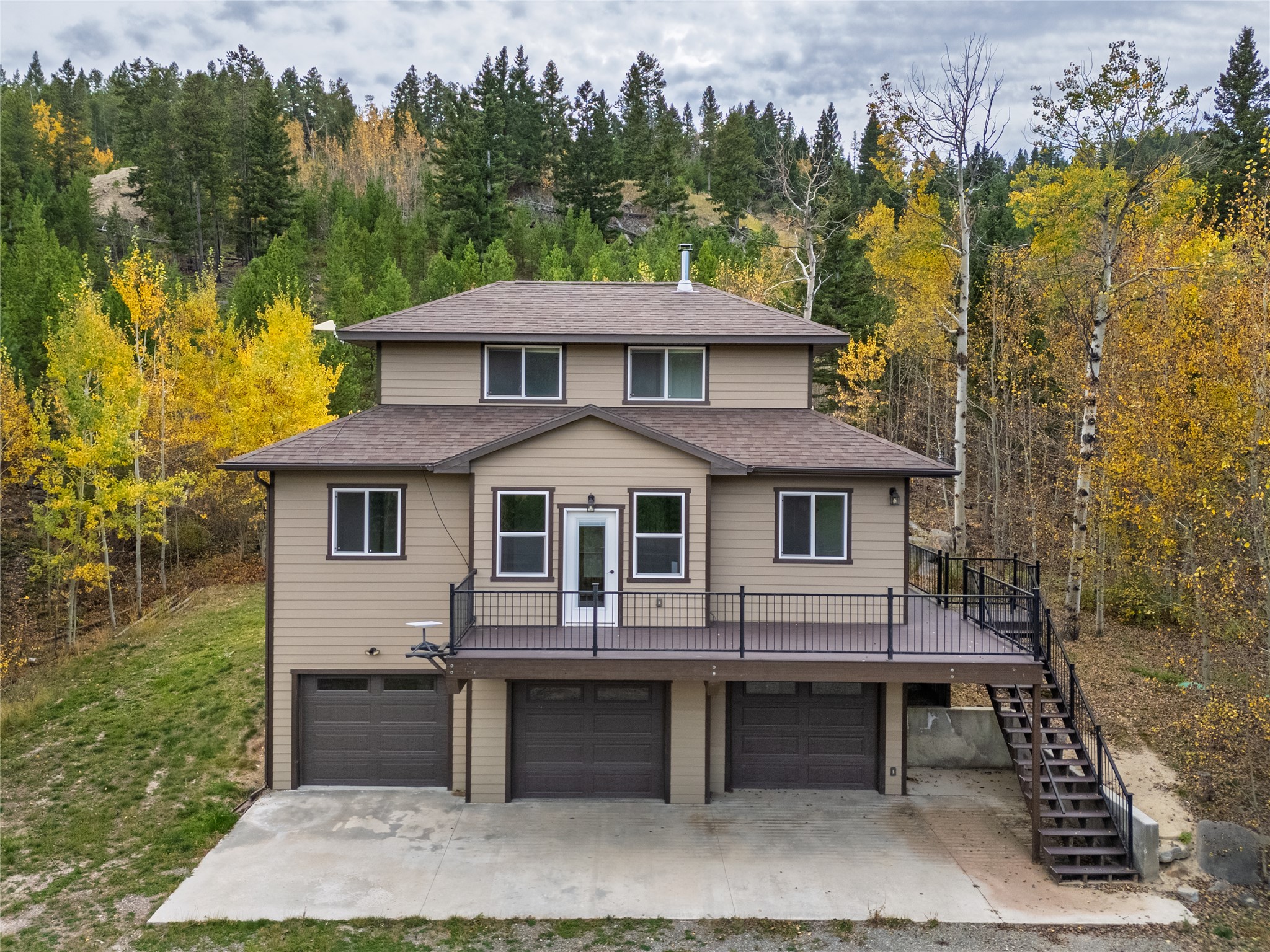 11 Skihi Peak Drive Property Photo 1