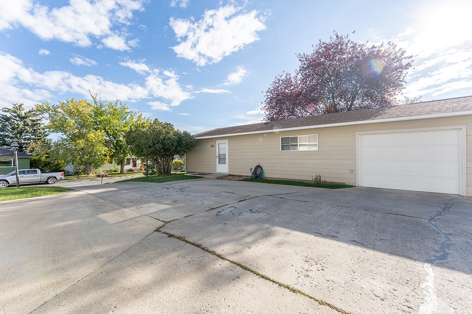 925, 927, 929 And 931 Cannon Street Property Photo 6